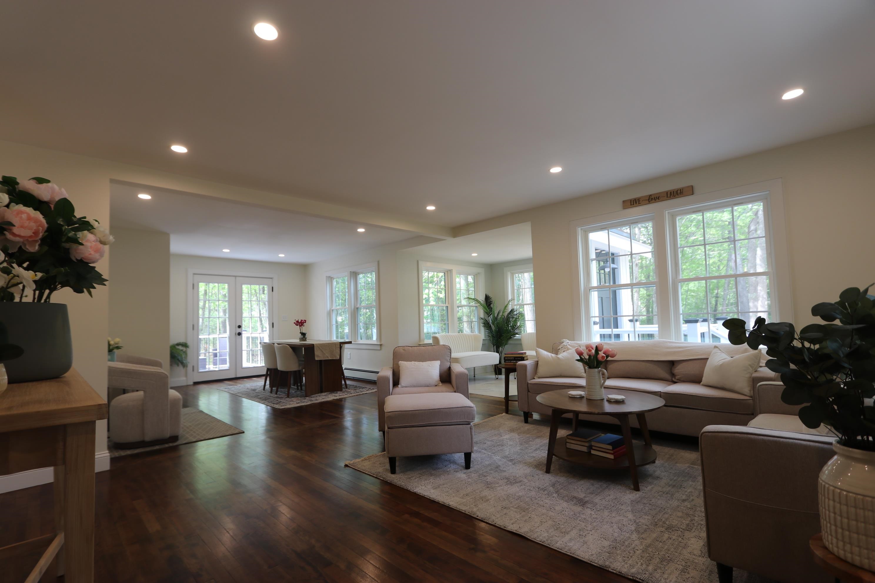 94 Blackwater Rd, Somersworth, NH 03878