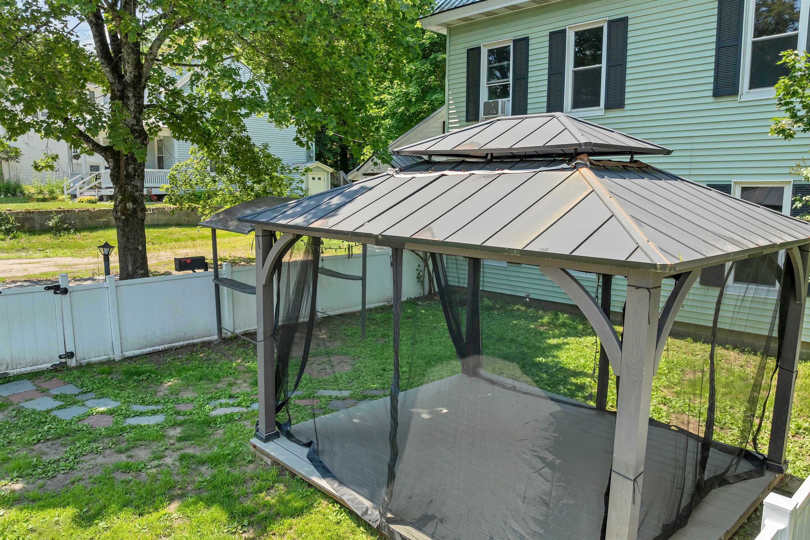 37 Merrill Street, Plymouth, NH photo 2