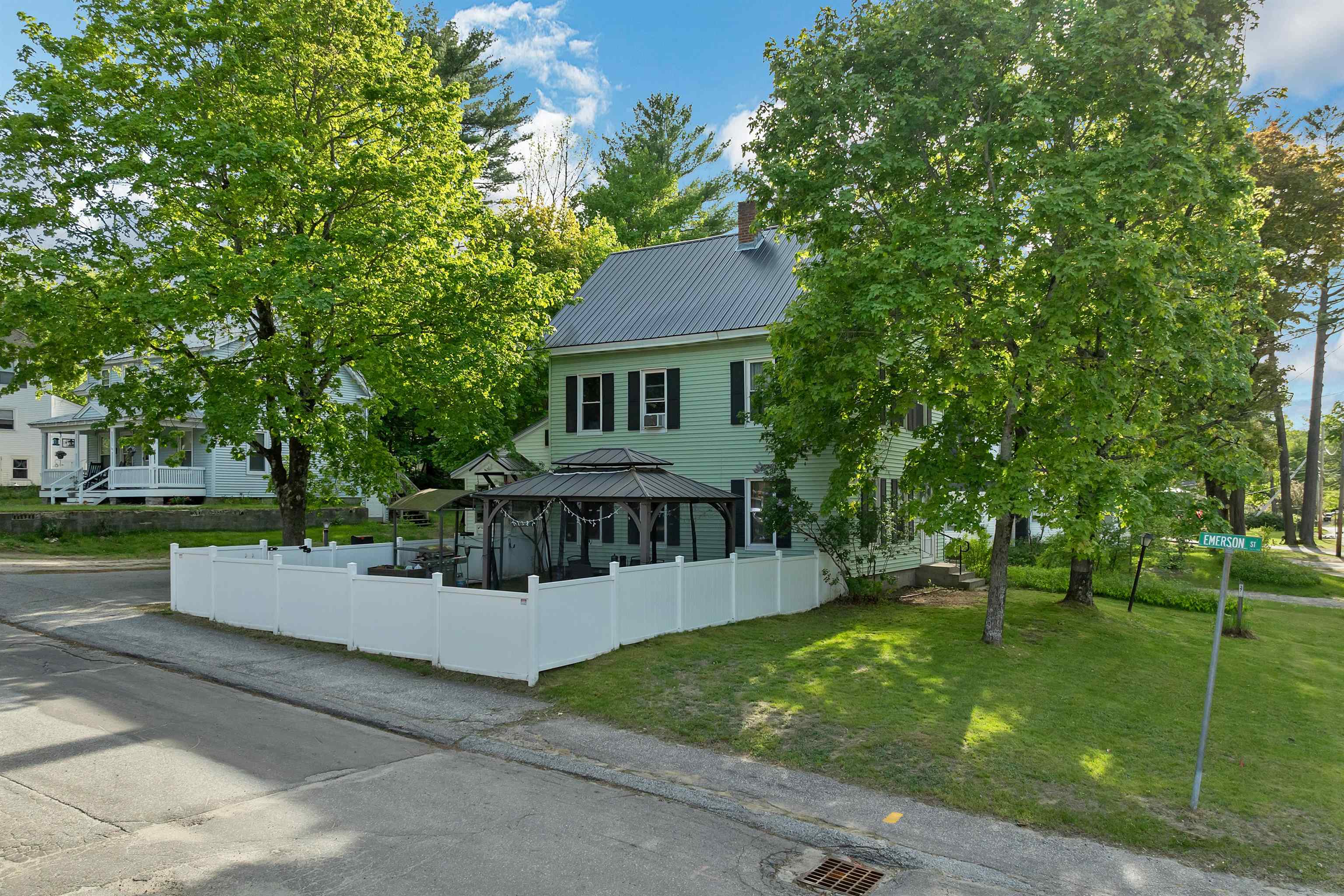 37 Merrill St, Plymouth, NH 03264