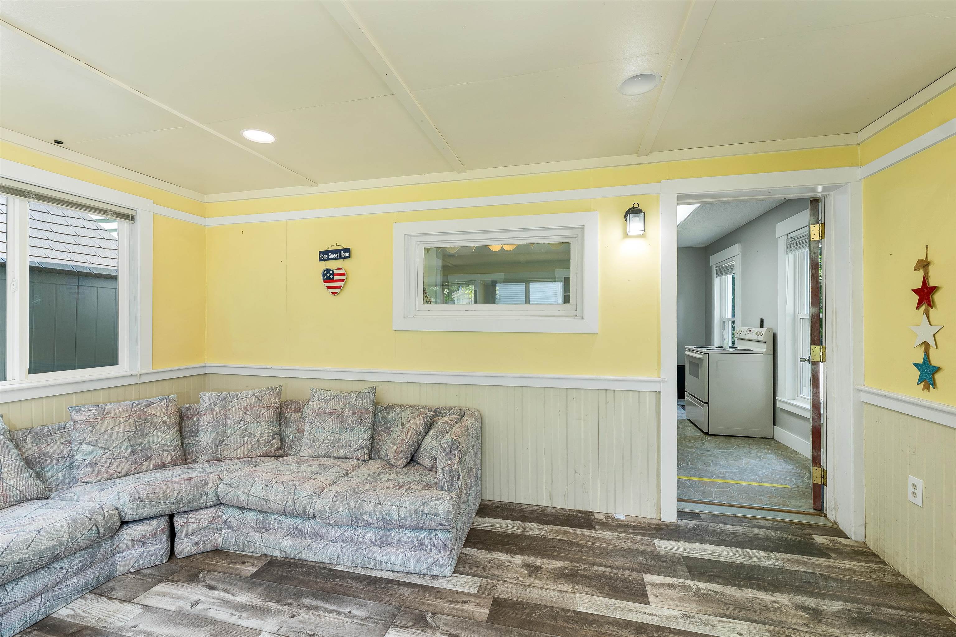 37 Merrill Street, Plymouth, NH photo 4