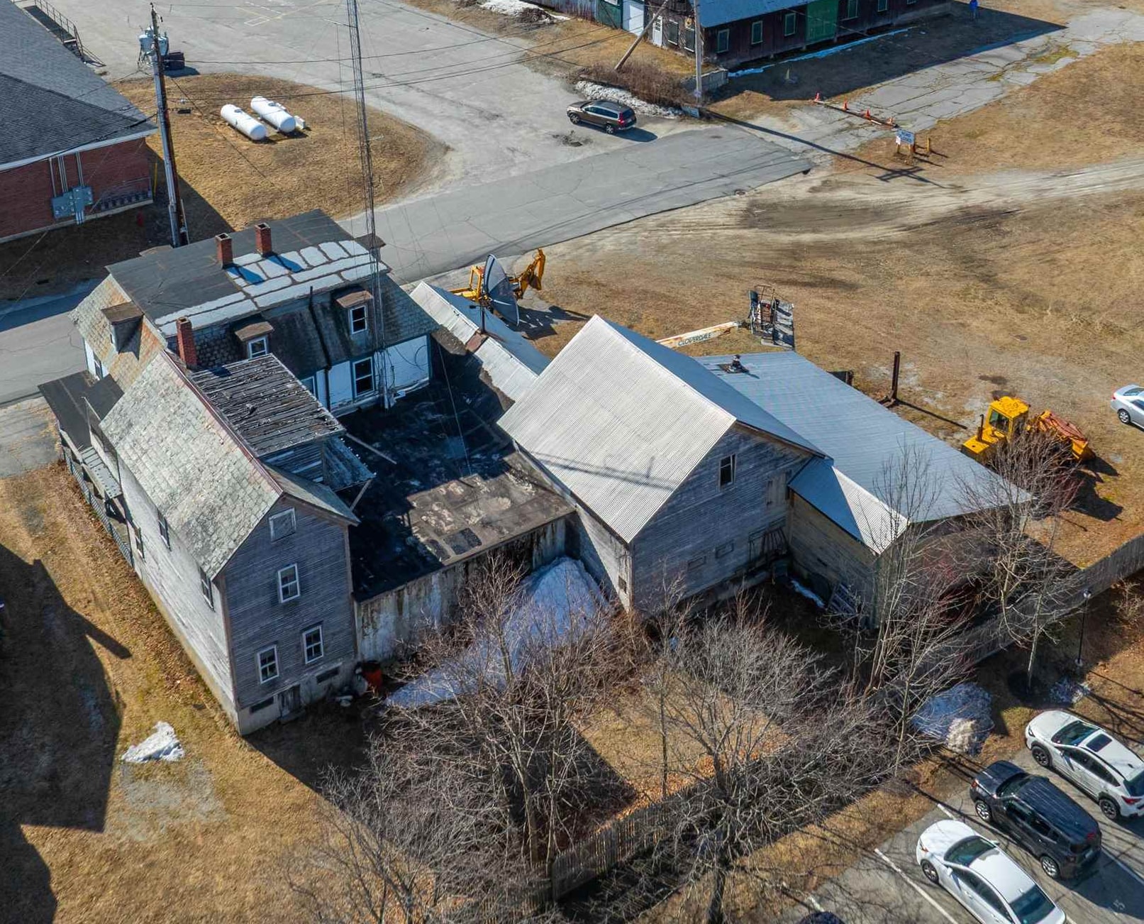 29 Pearl St, Newport, NH 03773