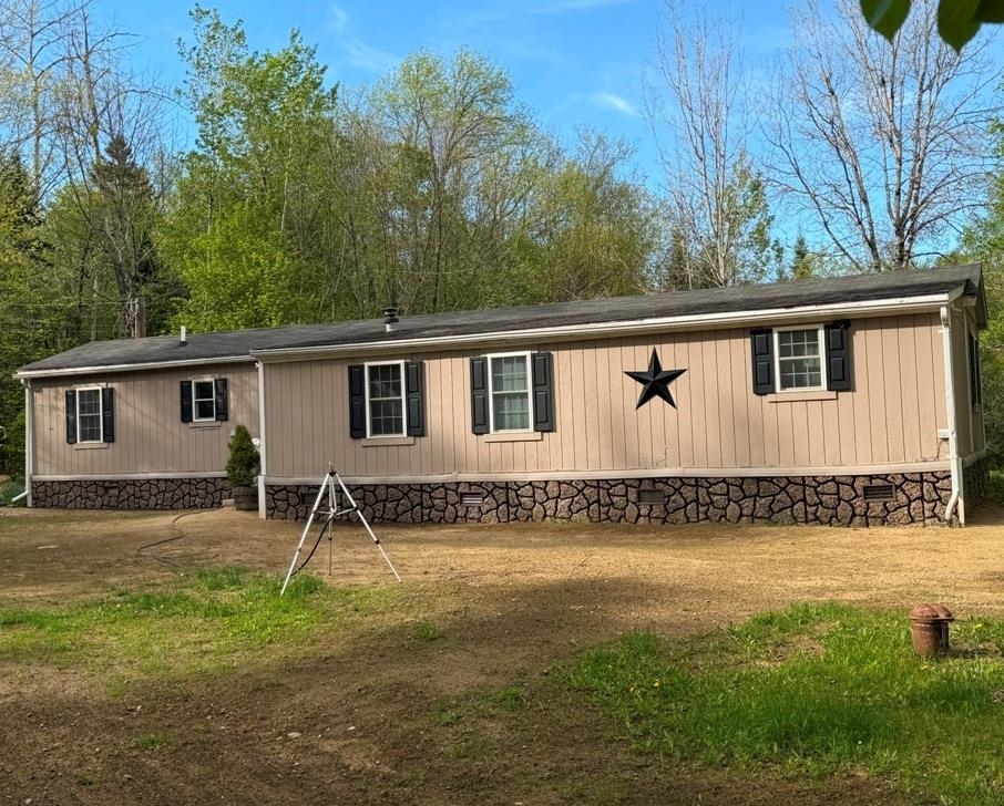 208 Grafton Turnpike Rd, Canaan, NH 03741