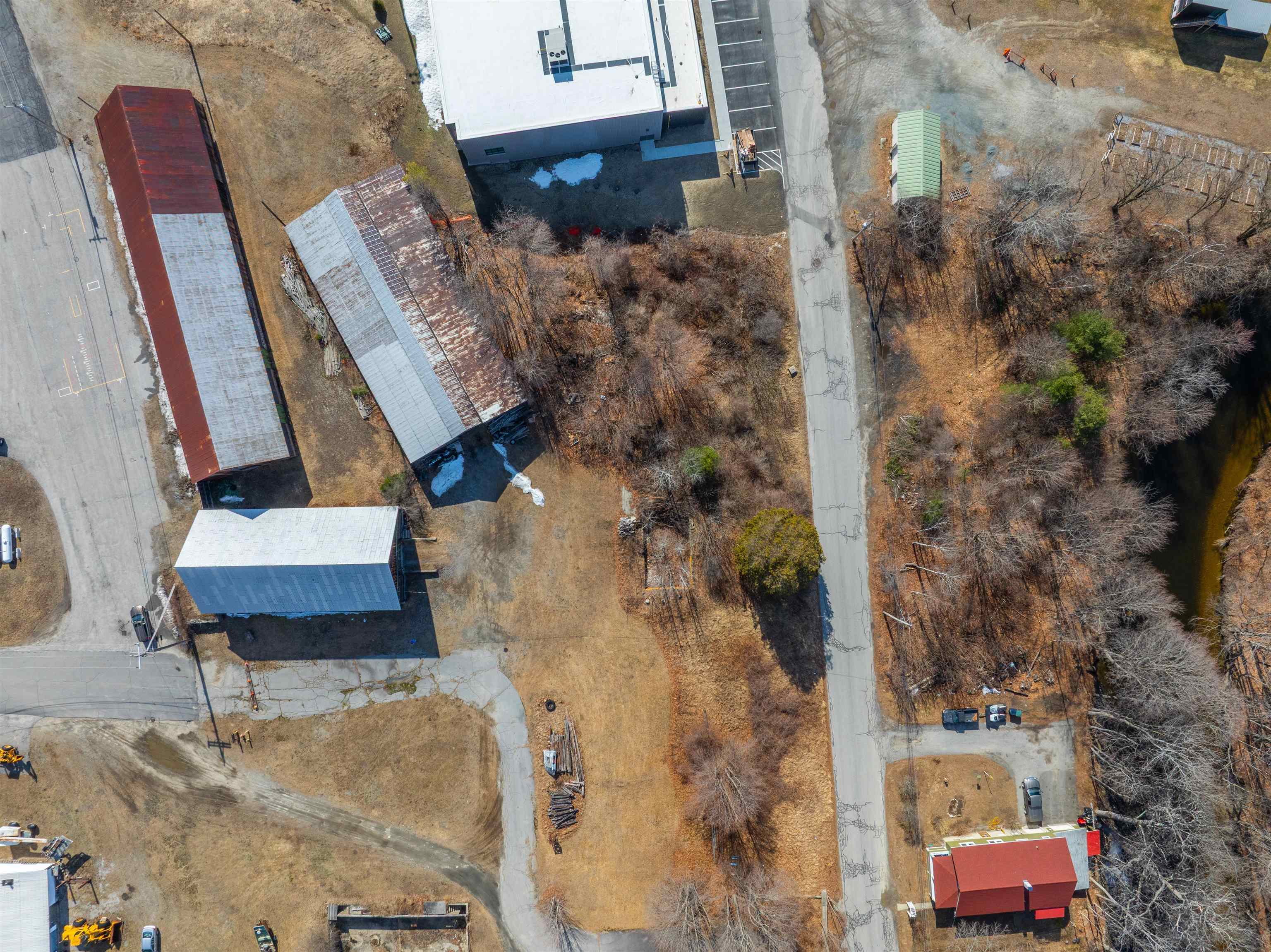 70 Pearl St, Newport, NH 03773