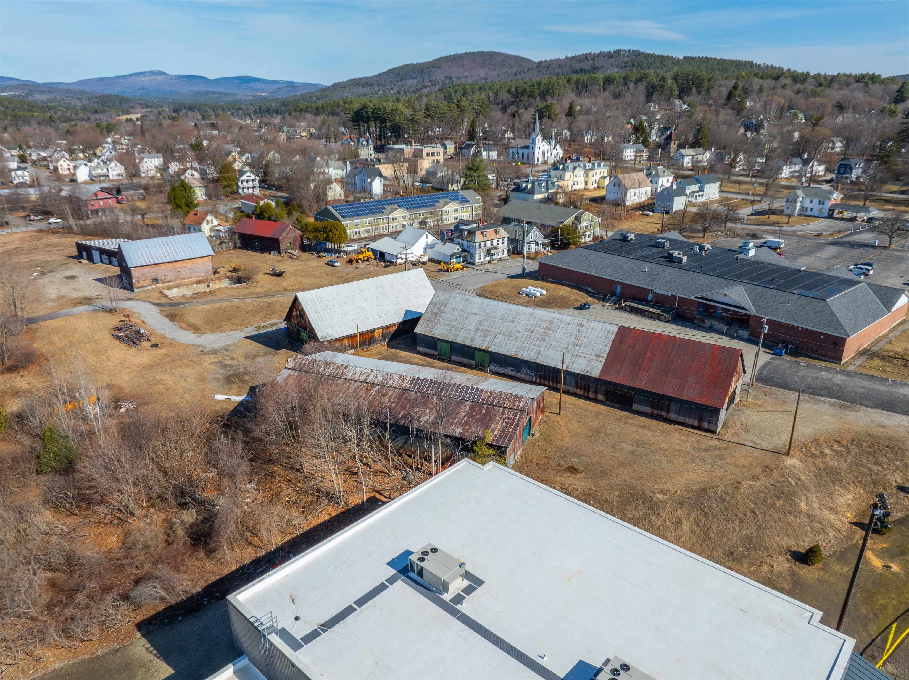 70 Pearl St, Newport, NH 03773