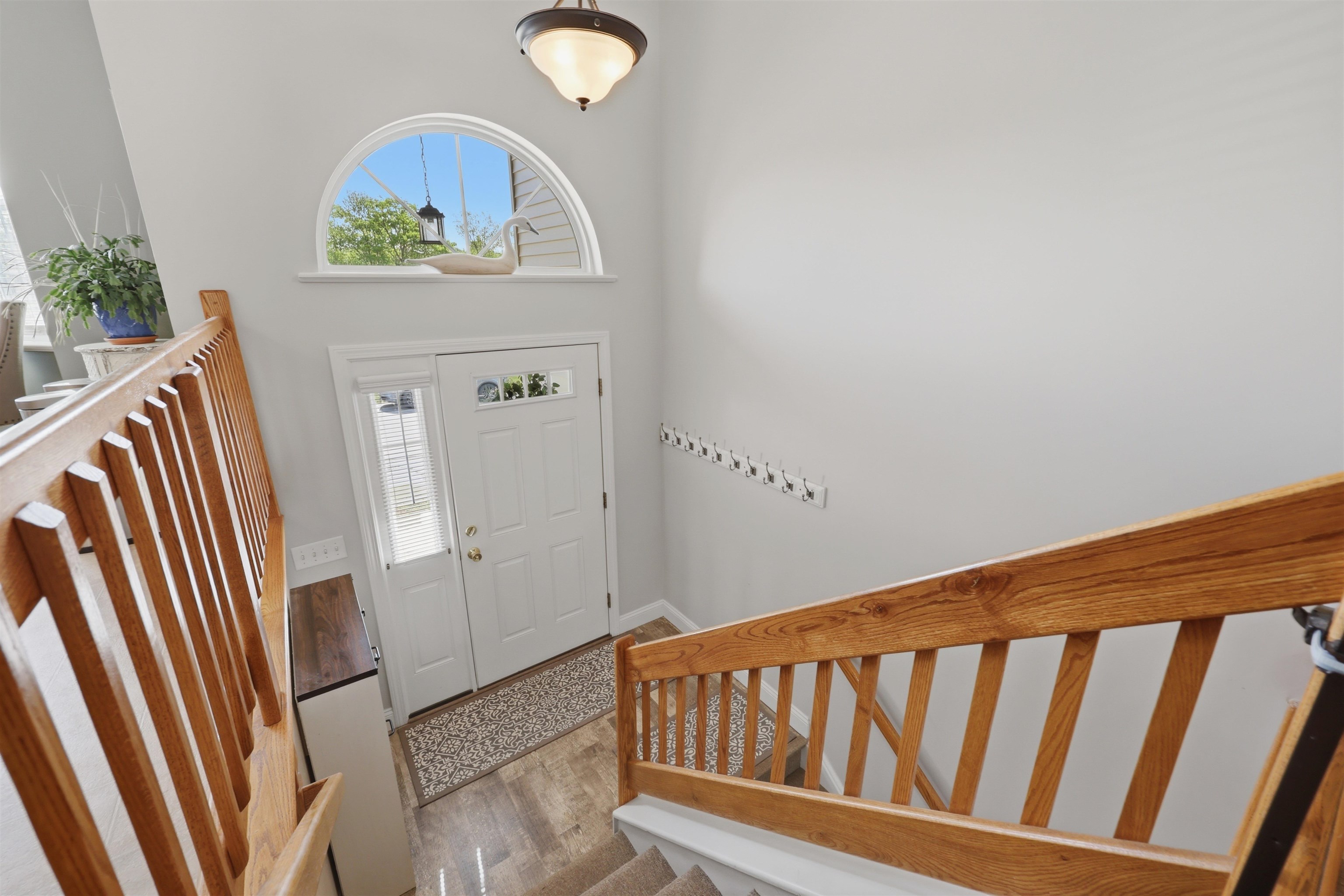 56 Hall Rd, Fremont, NH 03044