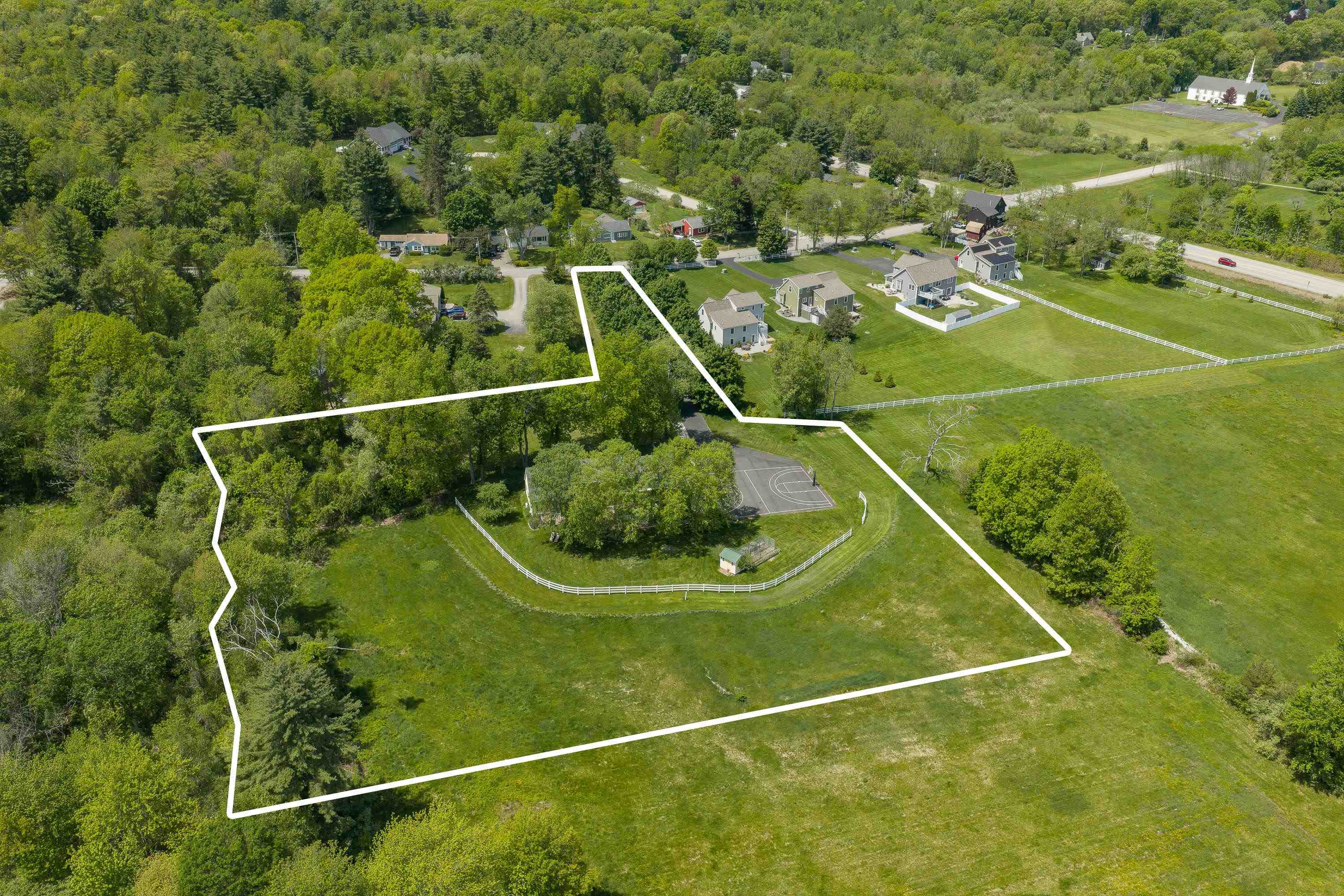 21 Willowbrook Ave, Greenland, NH 03840