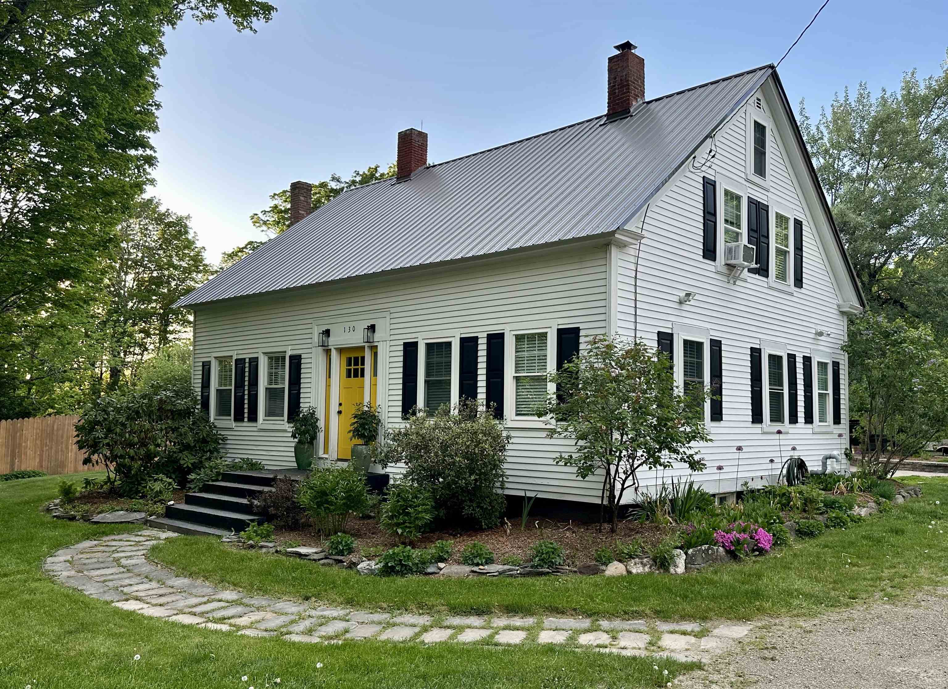 130 Village Rd, Langdon, NH 03602