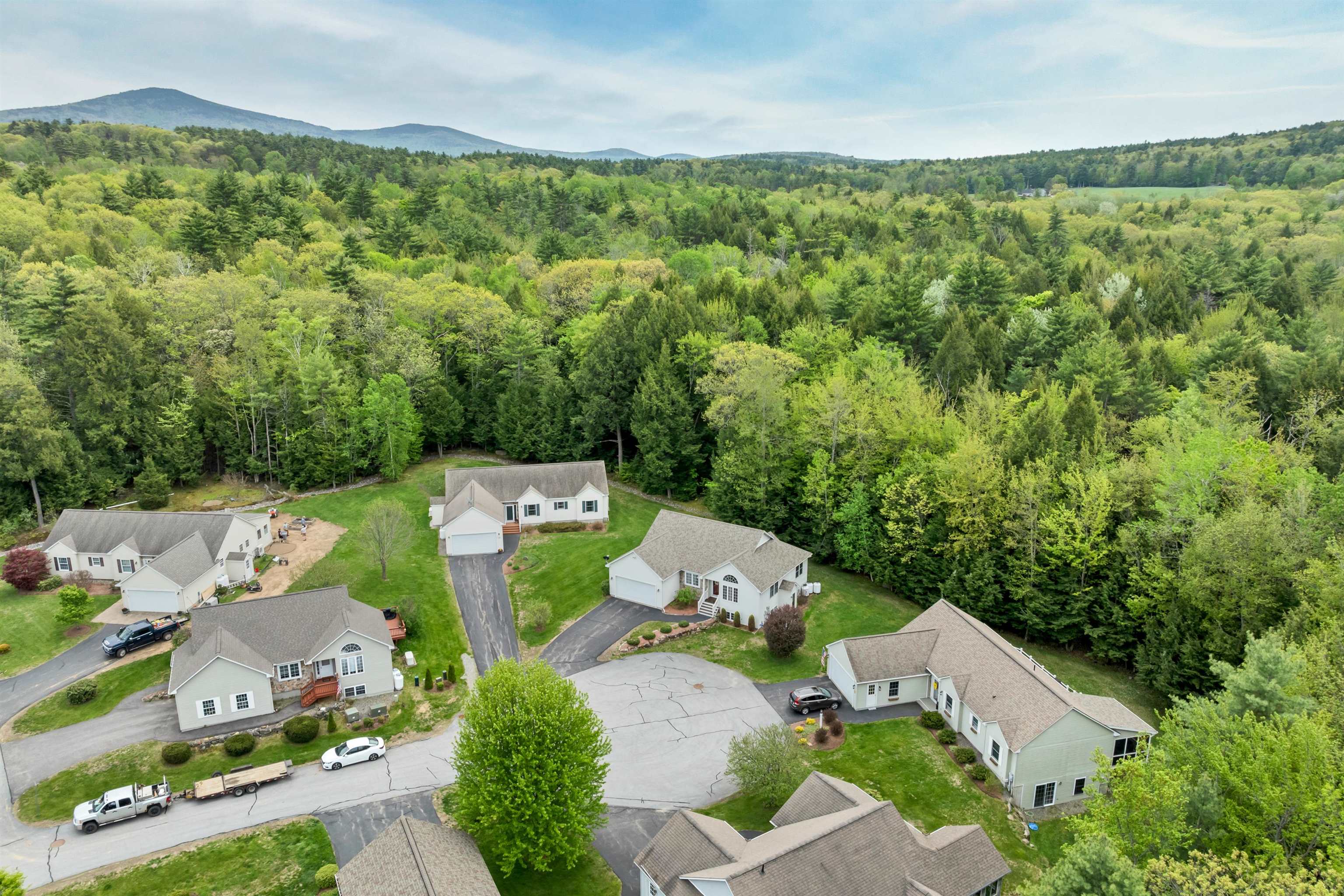 28 Autumn Ln, Gilford, NH 03249