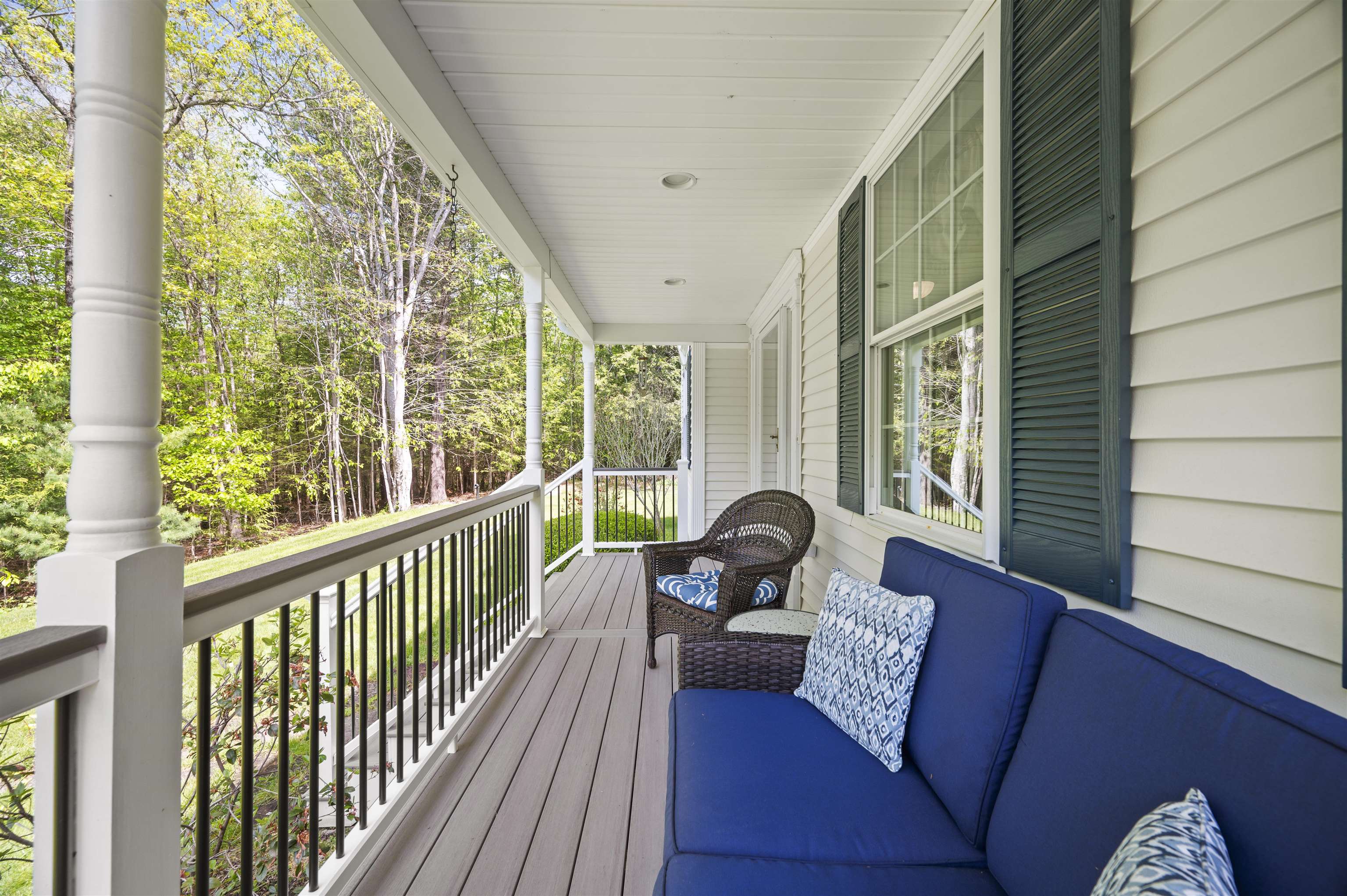 3 Deerhaven Dr, Exeter, NH 03833