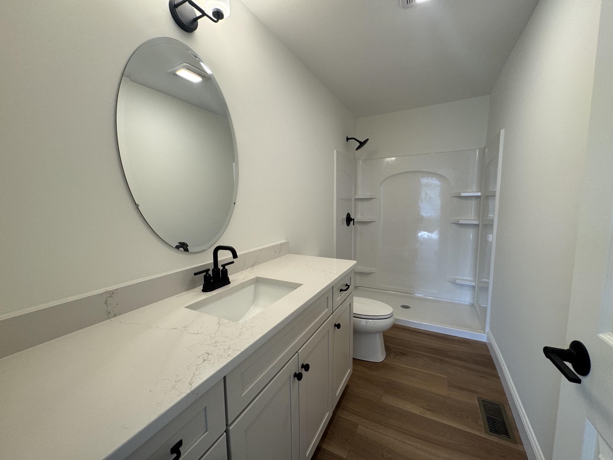 6C Dearborn Cir, Goffstown, NH 03045