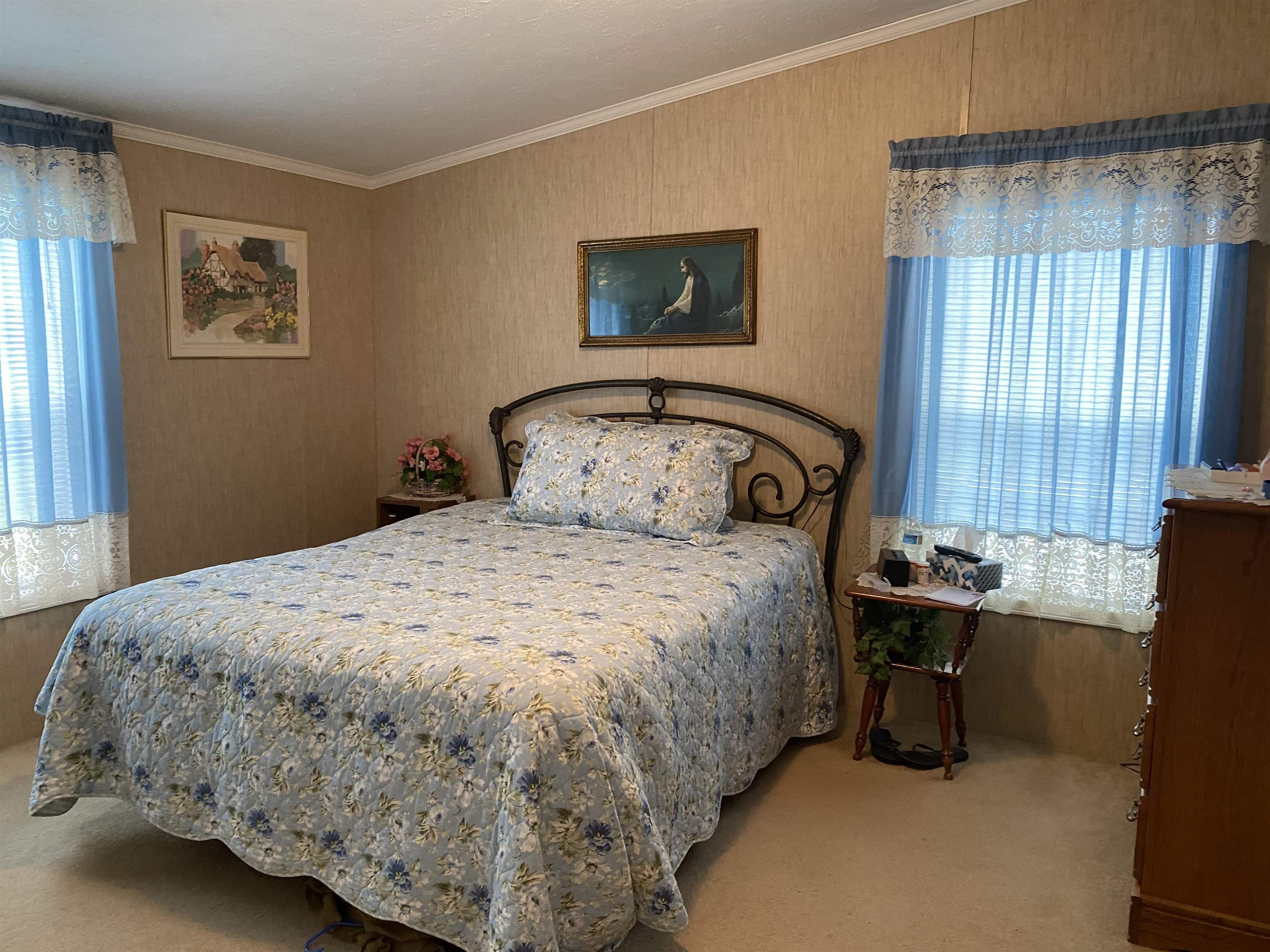 20 Spruce Ct, Seabrook, NH 03874