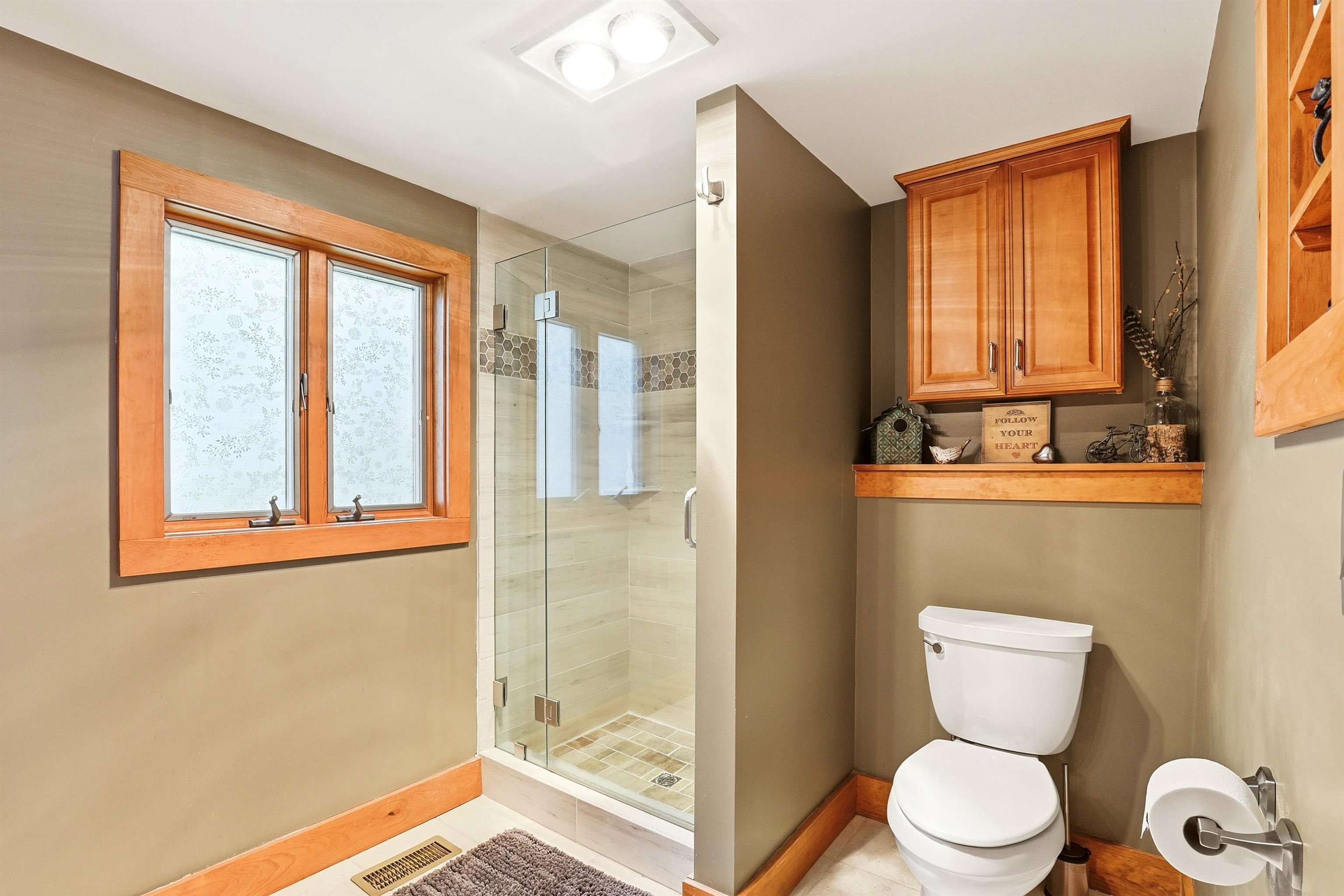 17 Wood Ter, Northwood, NH 03261