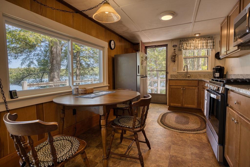 457 Lovell Lake Rd, Wakefield, NH 03872