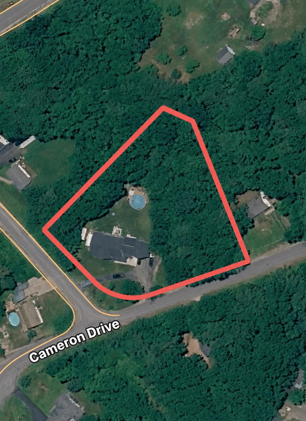 25 Cameron Dr, Pittsfield, NH 03263