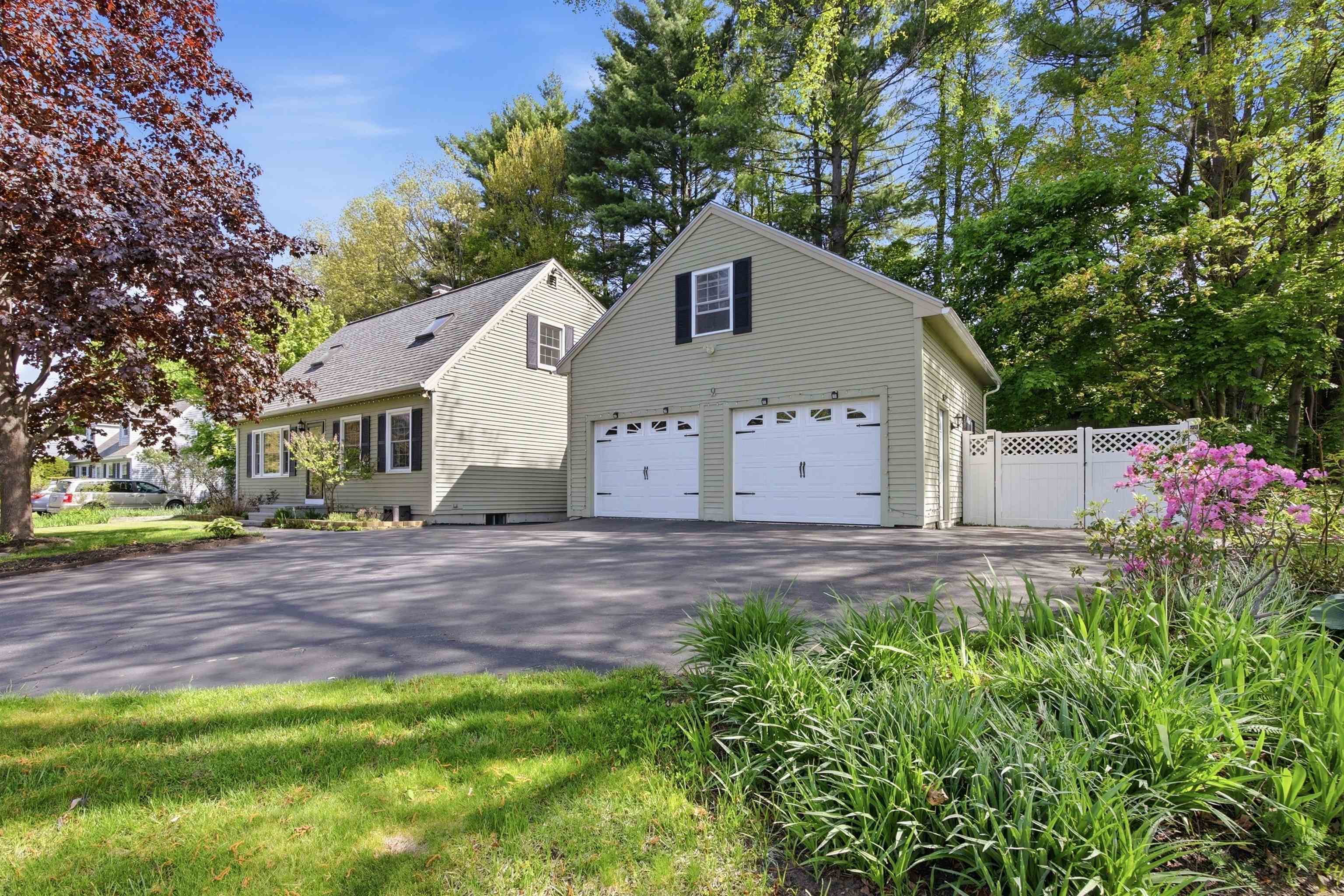 9 Millstream Ln, Concord, NH 03303