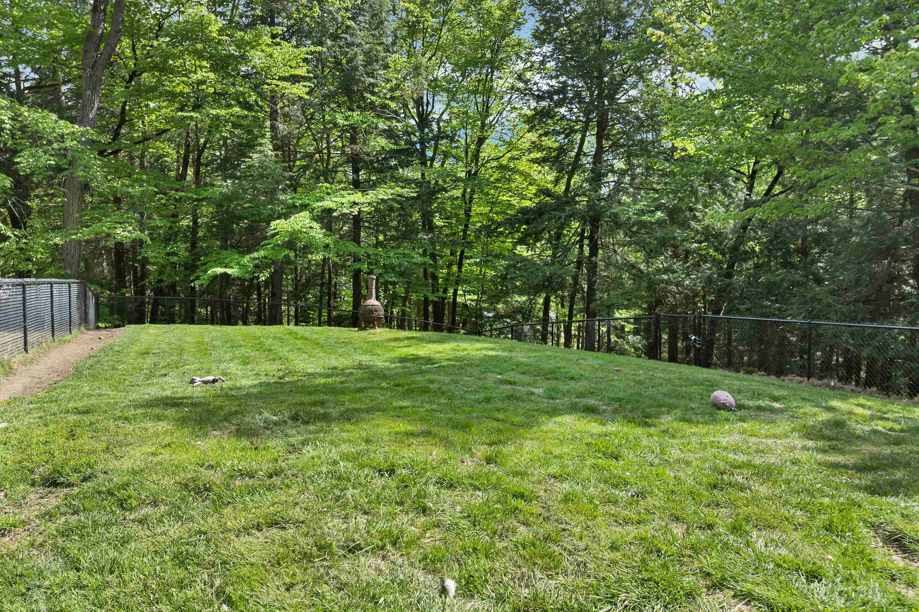 81 Ramblewood Cir, Newbury, NH 03255