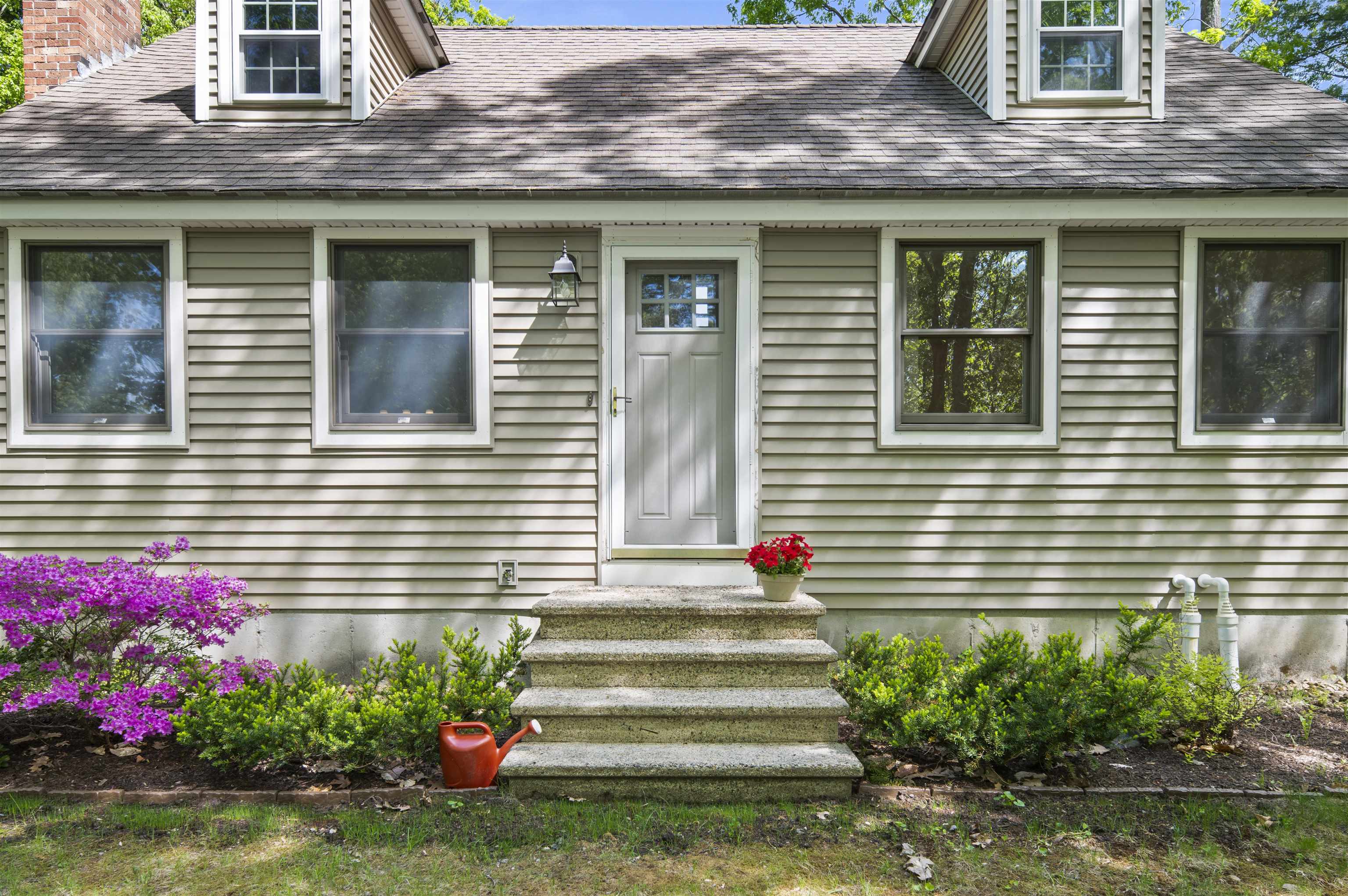 6 Patricia Ave, Exeter, NH 03833