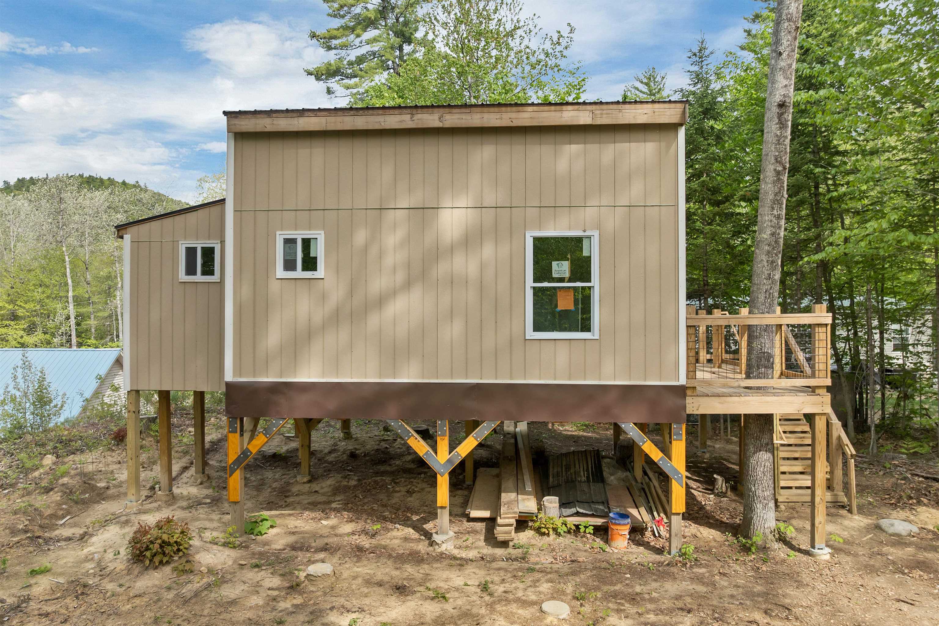 28 Mt Washington Dr, Madison, NH 03849