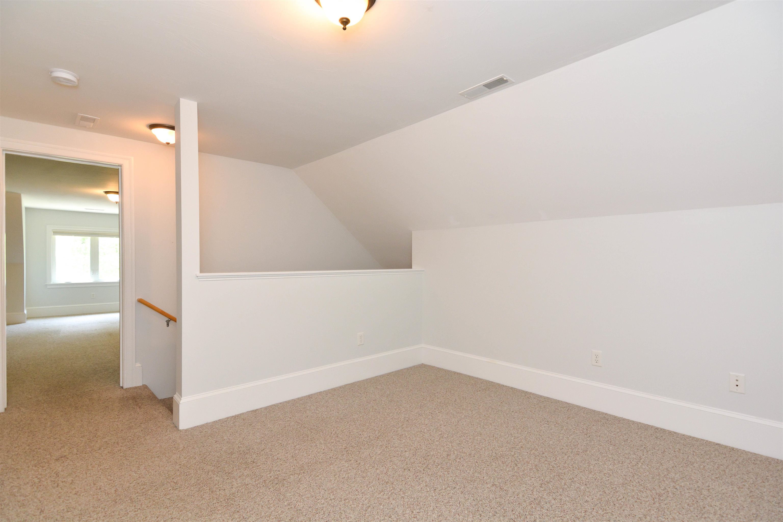 18 Winslow Dr, Atkinson, NH 03811