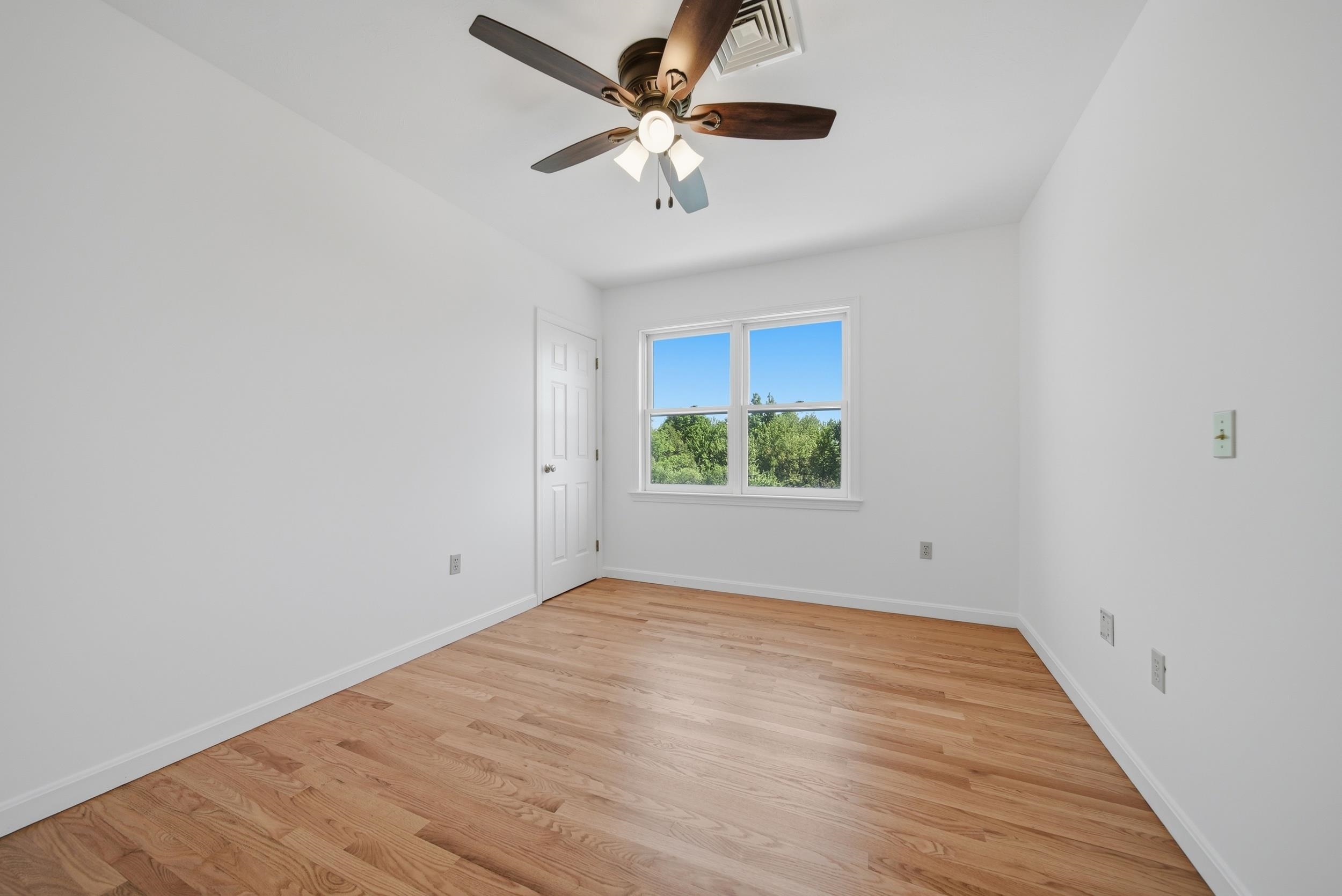 1 Merrill Crossing, Bow, NH 03304
