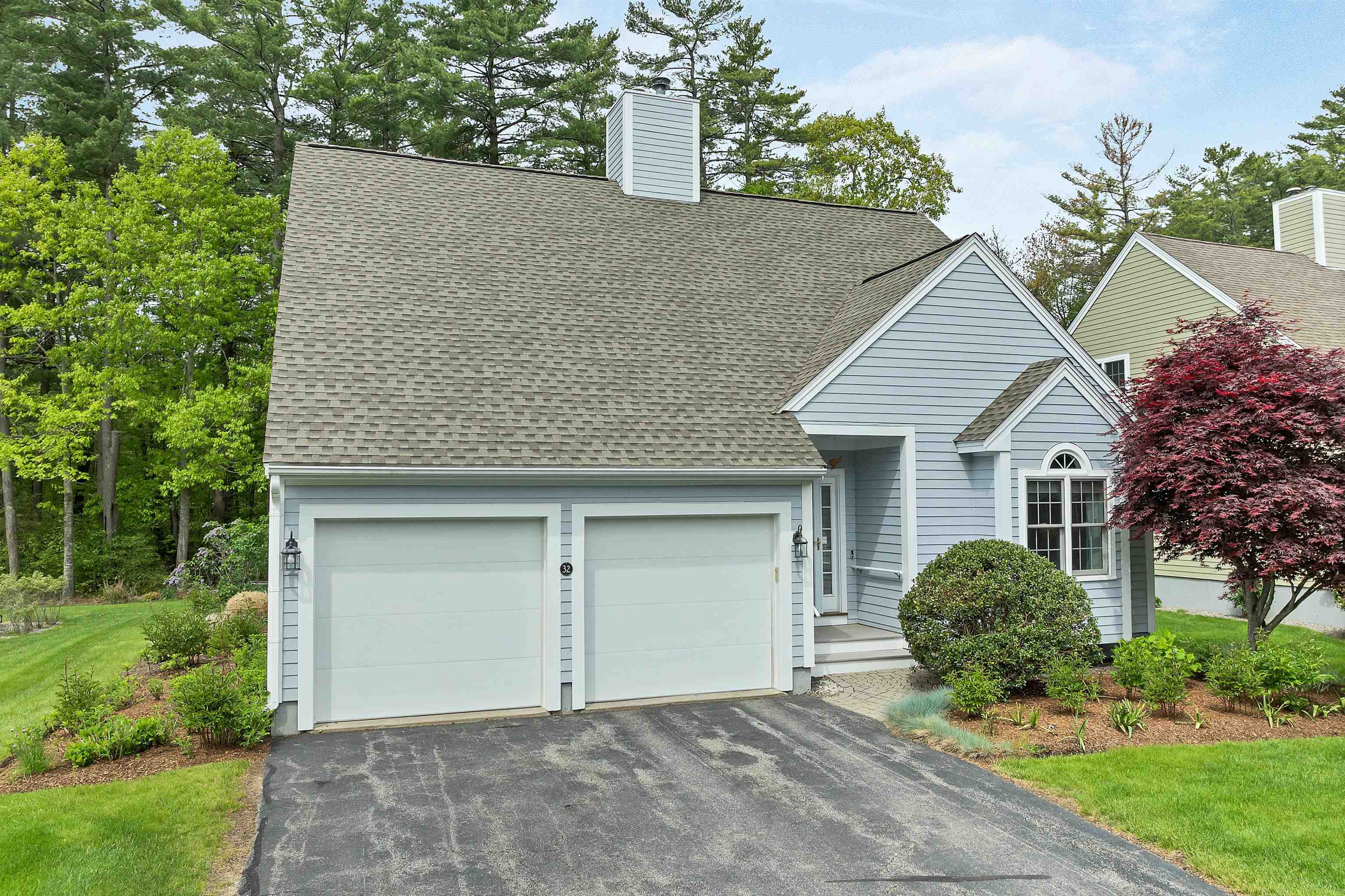 32 Drakes Ldg, Hampton, NH 03842