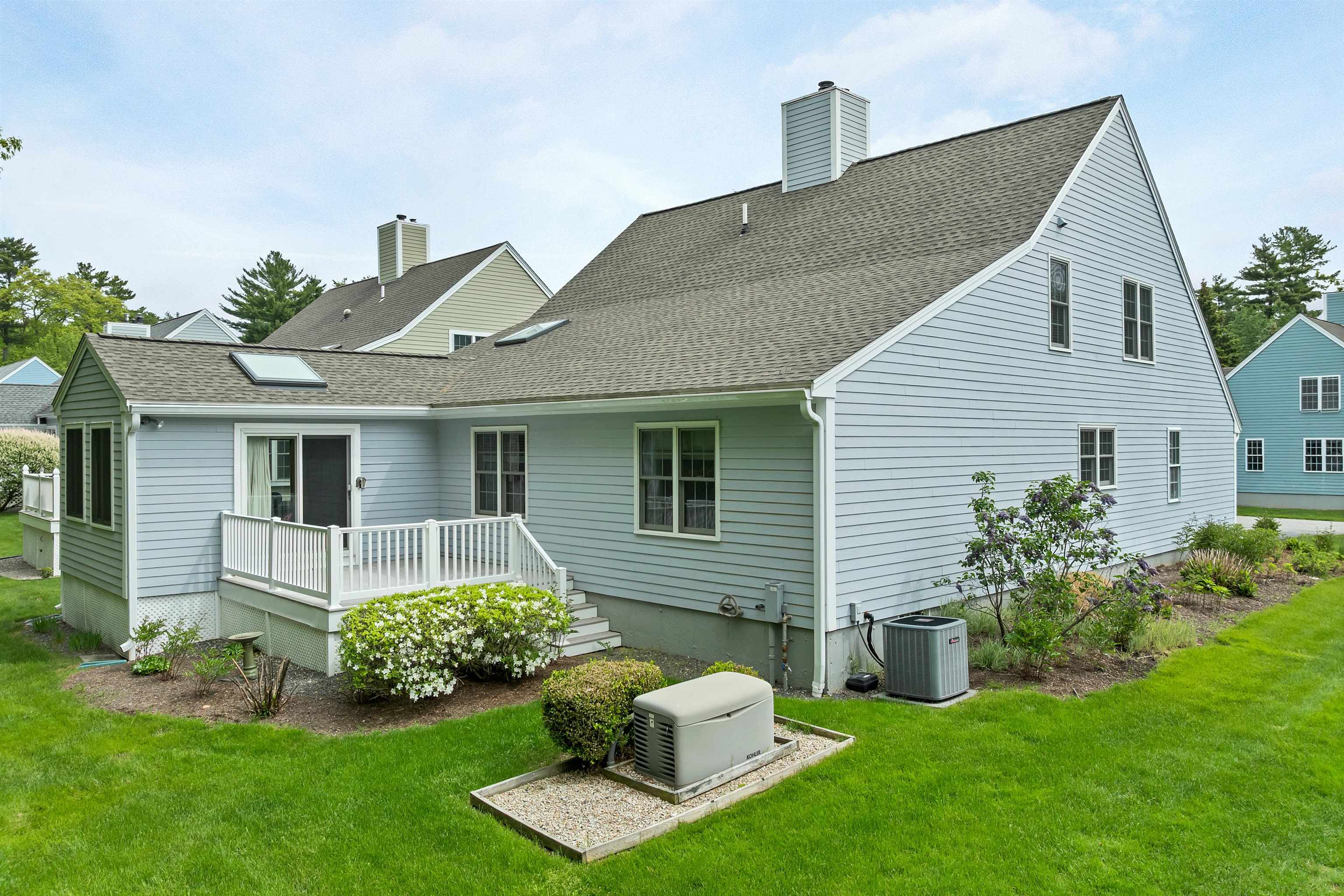 32 Drakes Ldg, Hampton, NH 03842