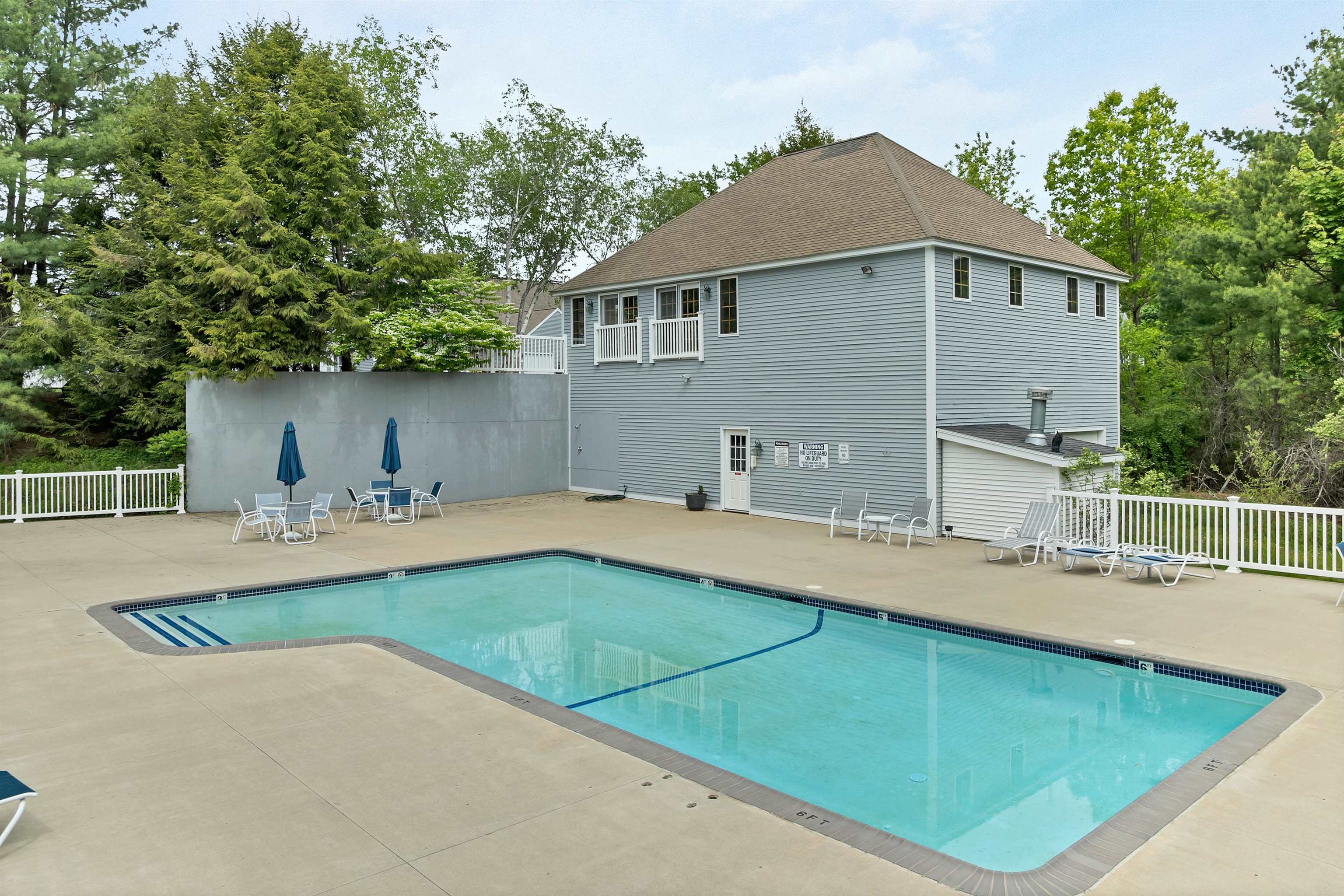 32 Drakes Ldg, Hampton, NH 03842