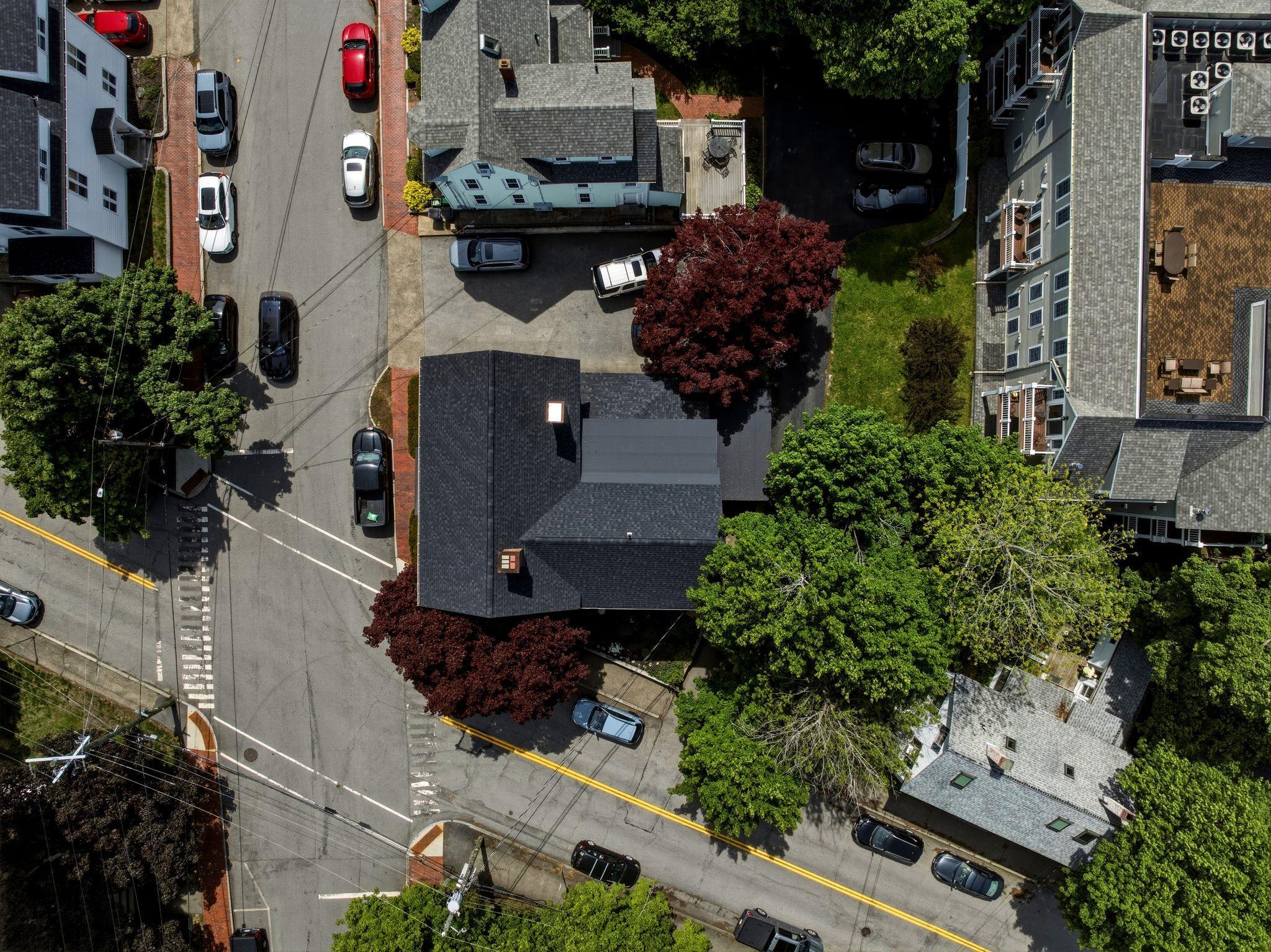 649 State St, Portsmouth, NH 03801