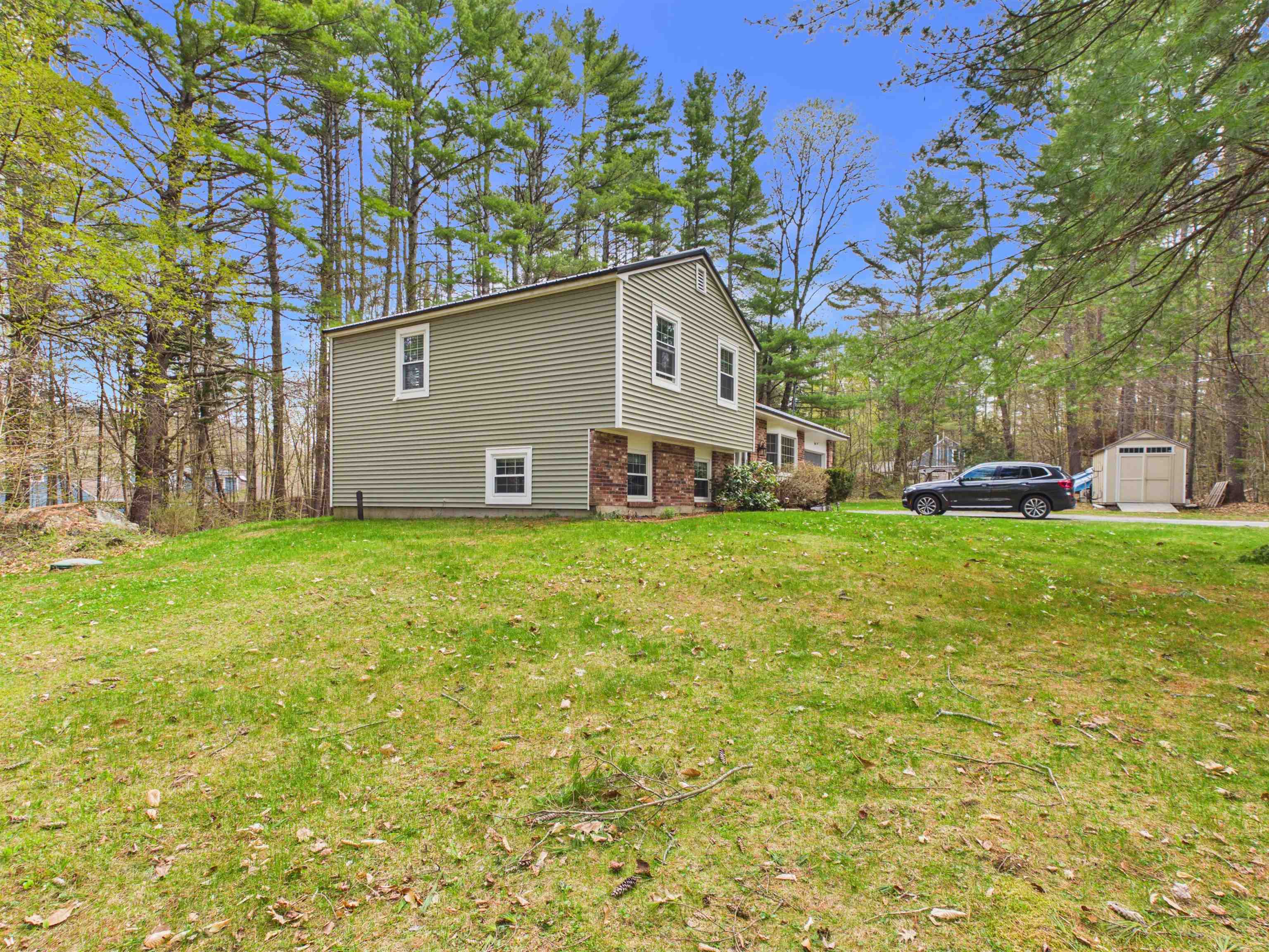 25 Partridge Knoll Rd, Campton, NH 03223