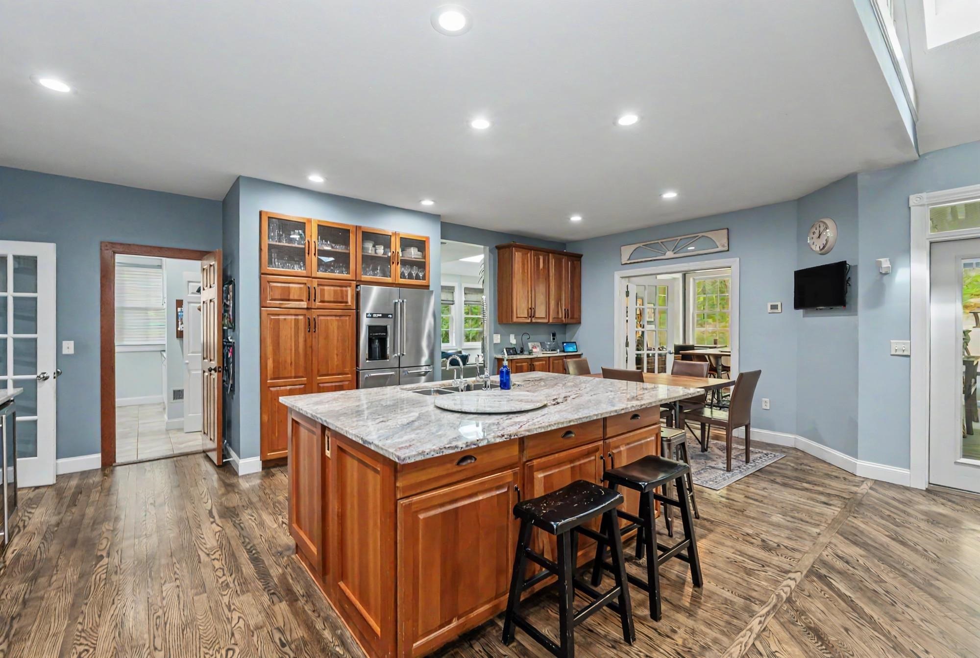 9 Checkerberry Ln, Concord, NH 03301