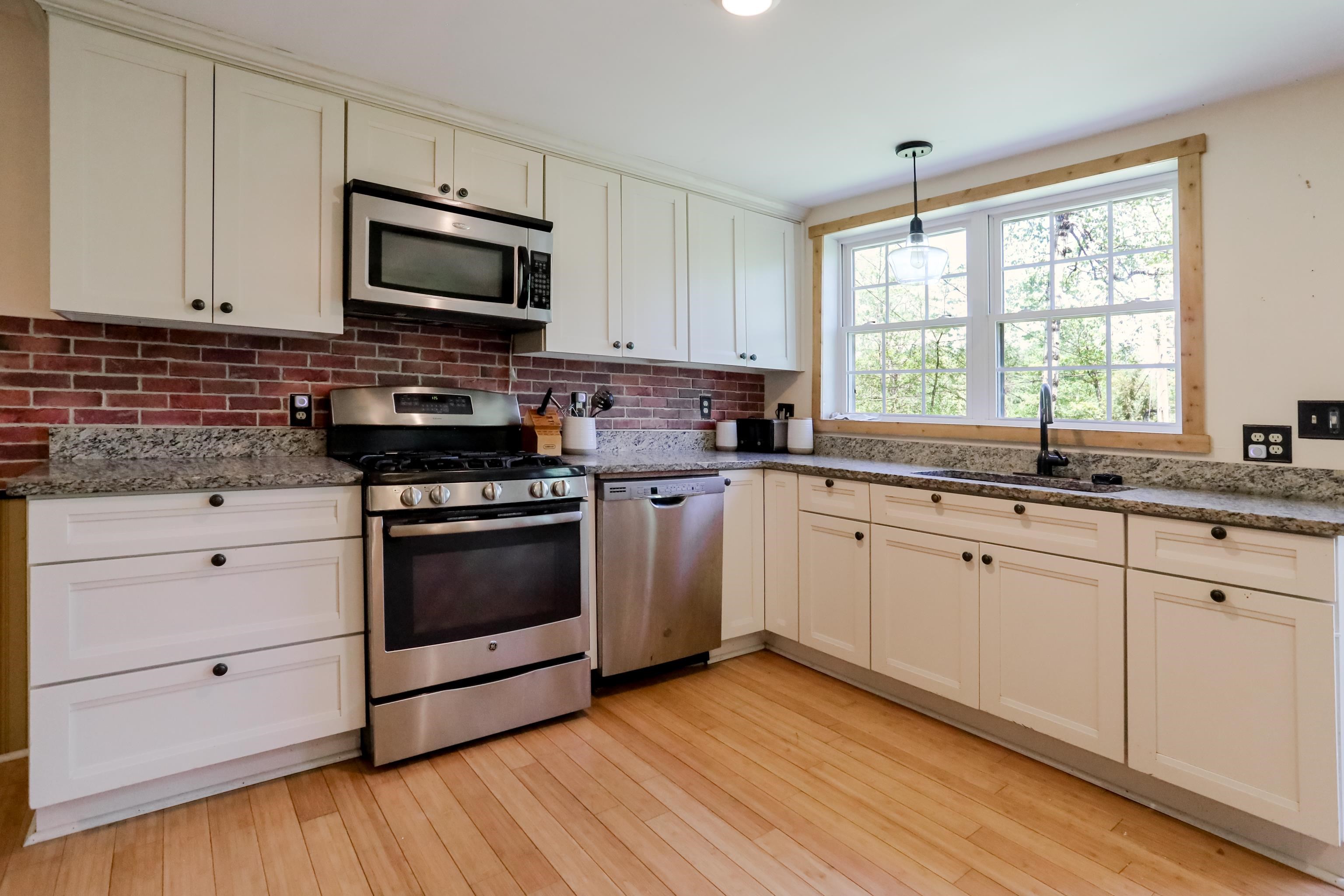 150 Turtle Rock Rd, Stoddard, NH 03464