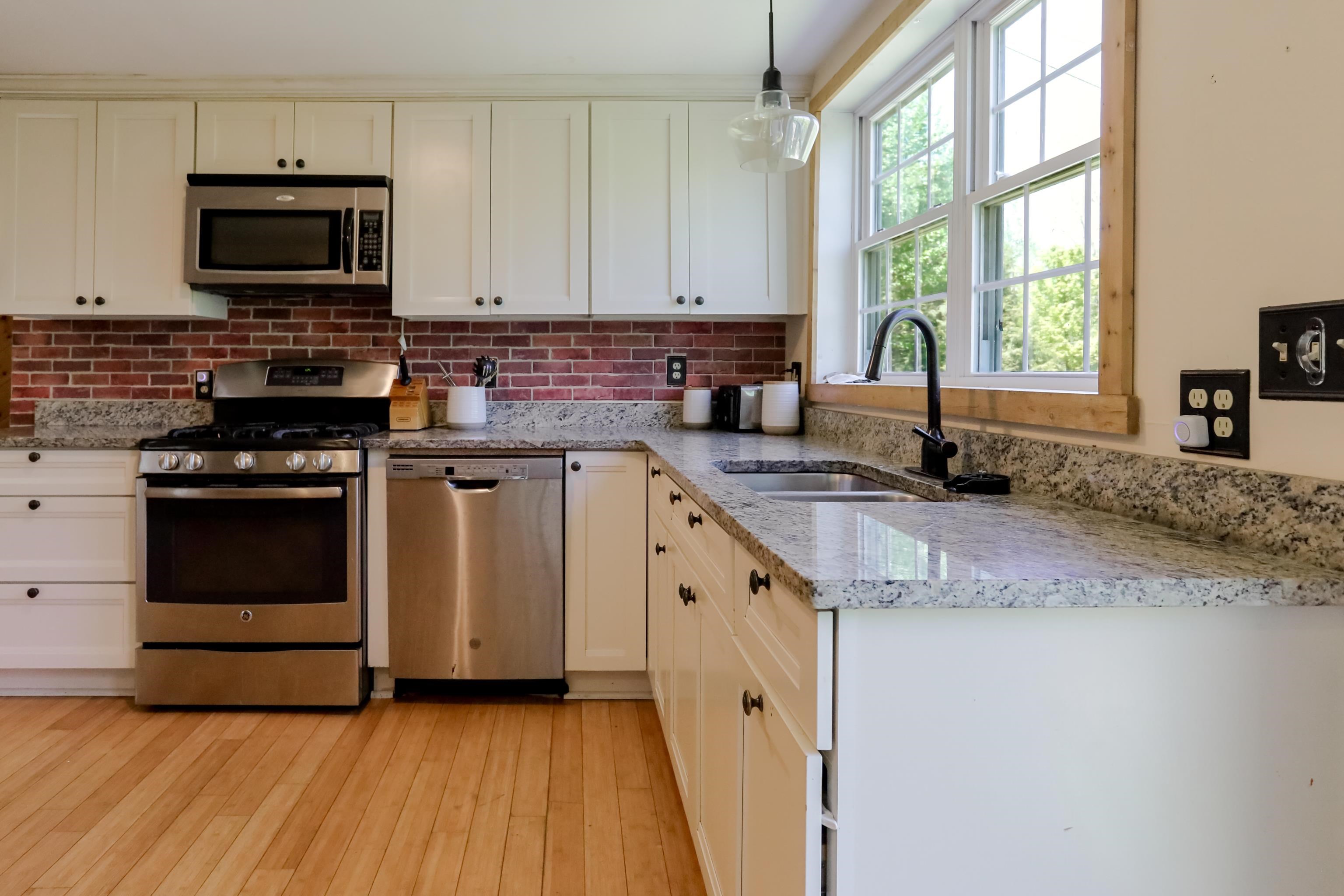 150 Turtle Rock Rd, Stoddard, NH 03464