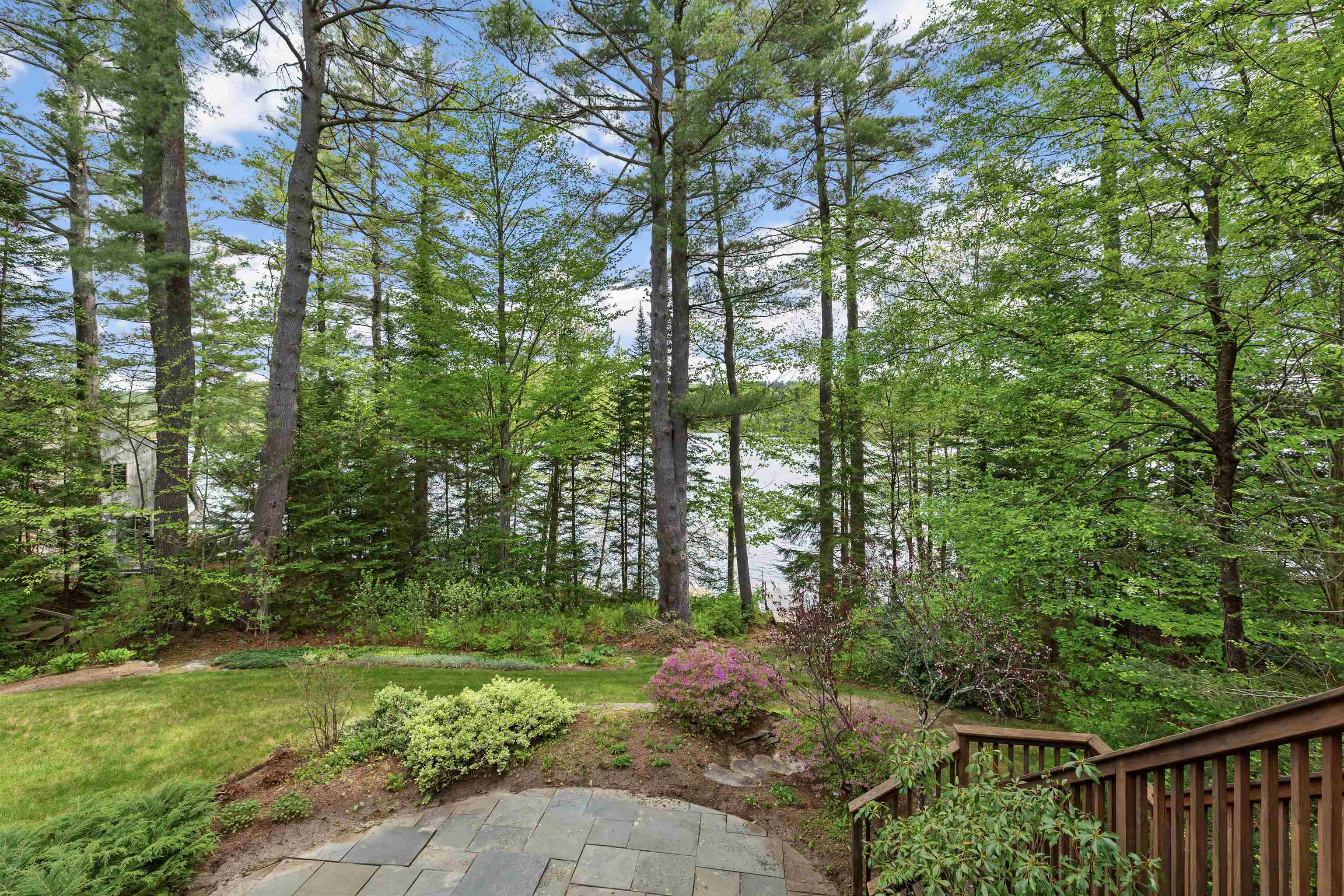 217 Forest Acres Rd, New London, NH 03257