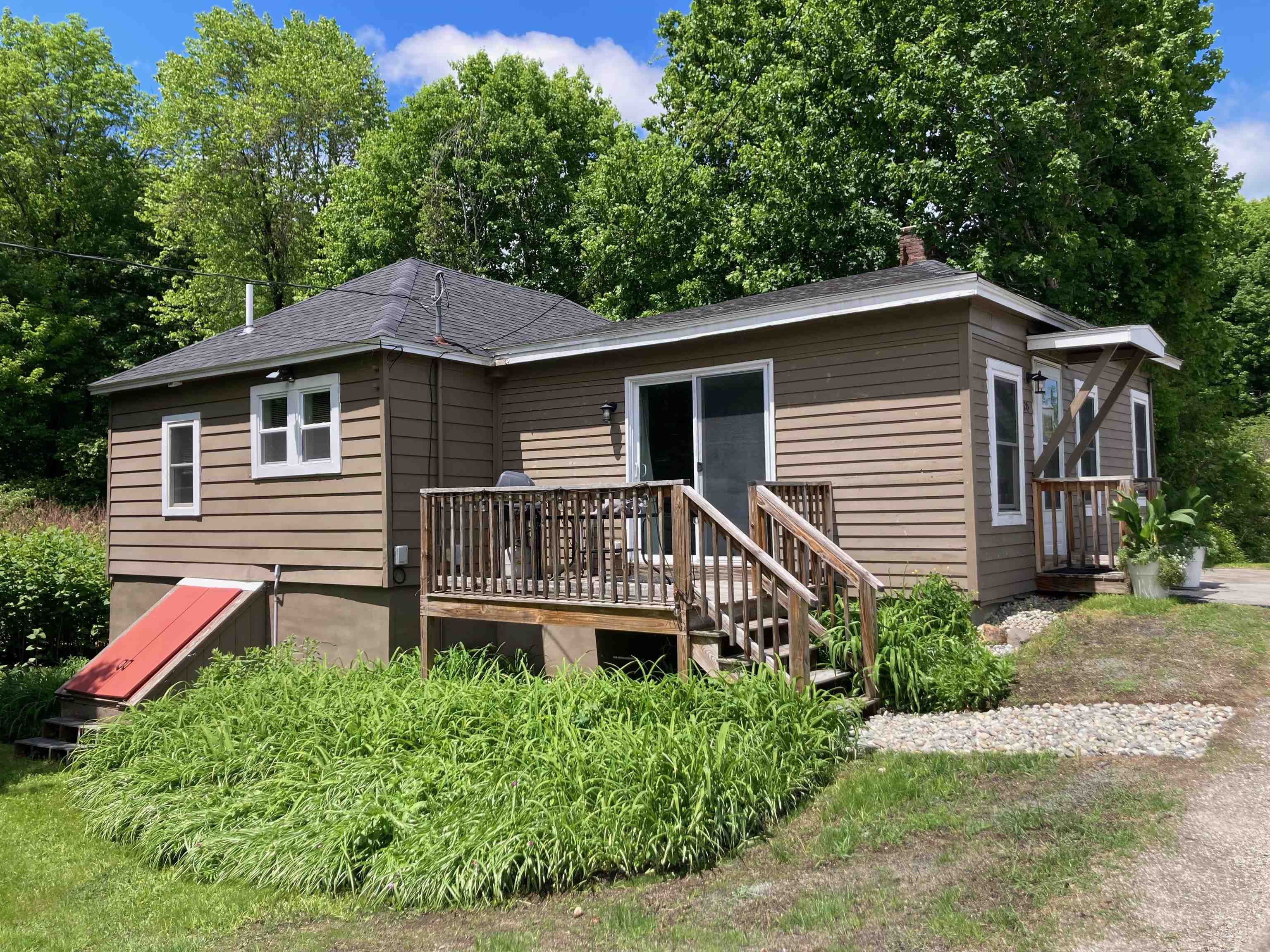 Homes for sale in Plymouth, NH | 20 Daniel Webster Hwy, Plymouth, NH 03264 | MLS# 5090823