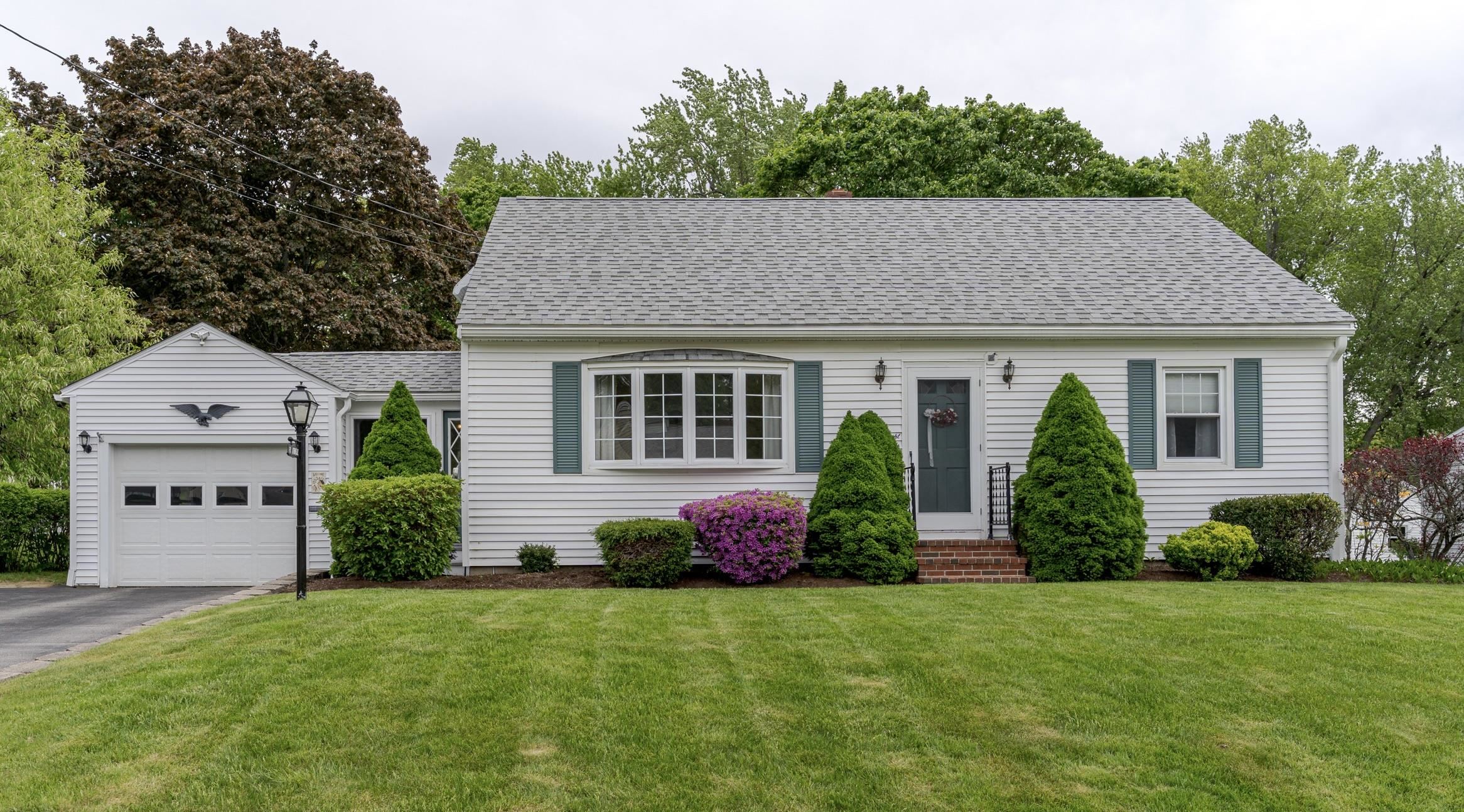 Homes for sale in Dover, NH | 8 Lowell Ave, Dover, NH 03820 | MLS# 5090838