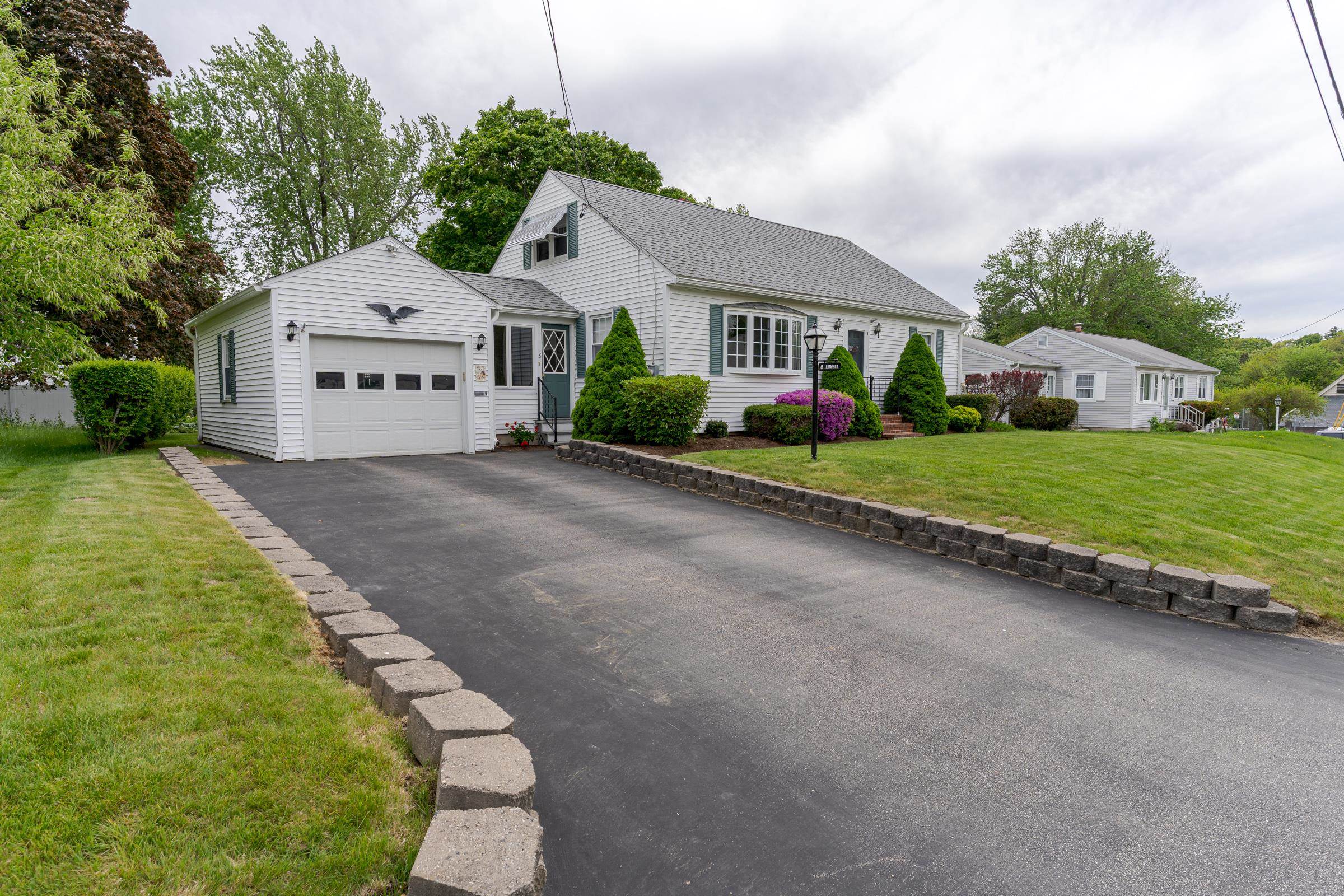 Homes for sale in Dover, NH | 8 Lowell Ave, Dover, NH 03820 | MLS# 5090838