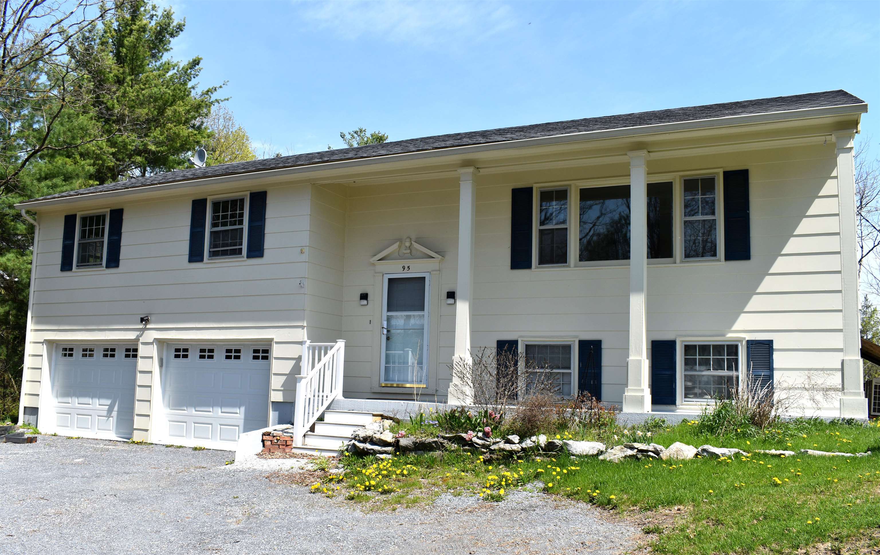 Homes for sale in Middlebury, VT | 95 Seminary Street Ext, Middlebury, VT 05753 | MLS# 5090864
