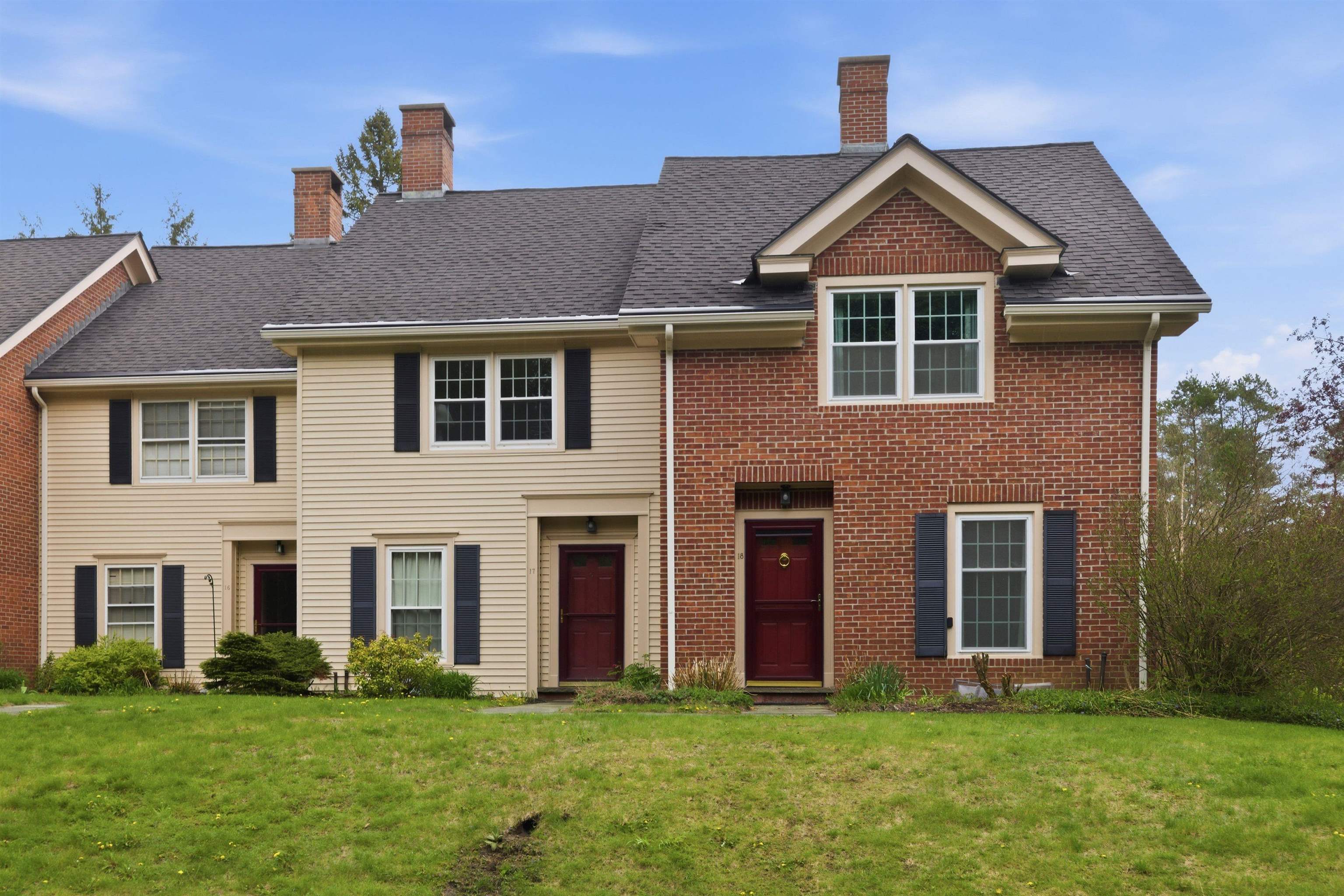 Woodstock VT&nbsp;Condo for sale $510,000 $244 per sq.ft.