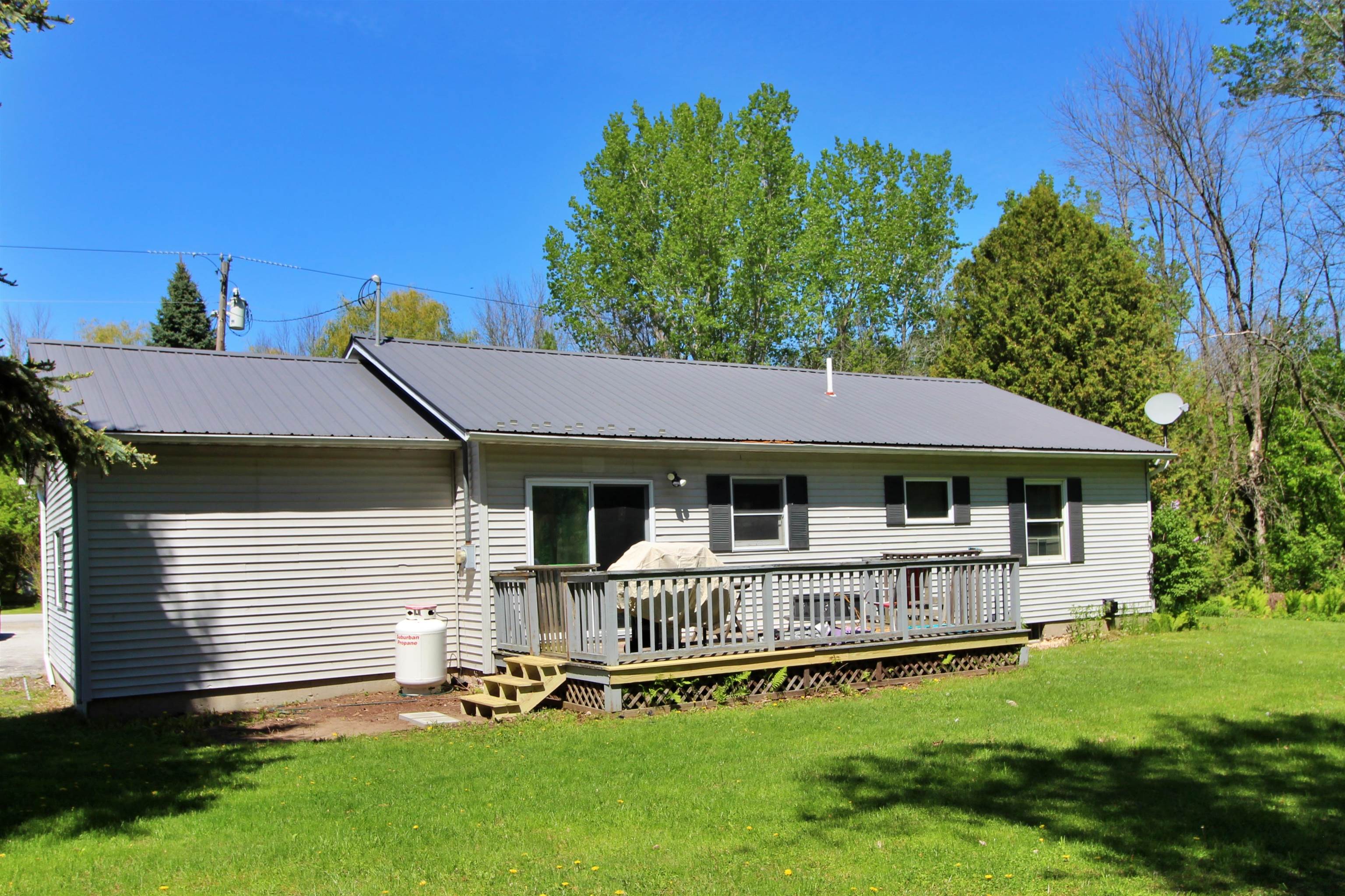 Homes for sale in Alburgh, VT | 50 Wood Ln, Alburgh, VT 05440 | MLS# 5090985