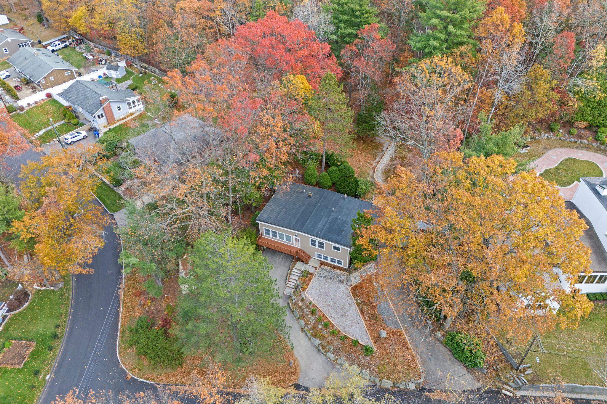 171 High Ridge Rd, Manchester, NH 03104