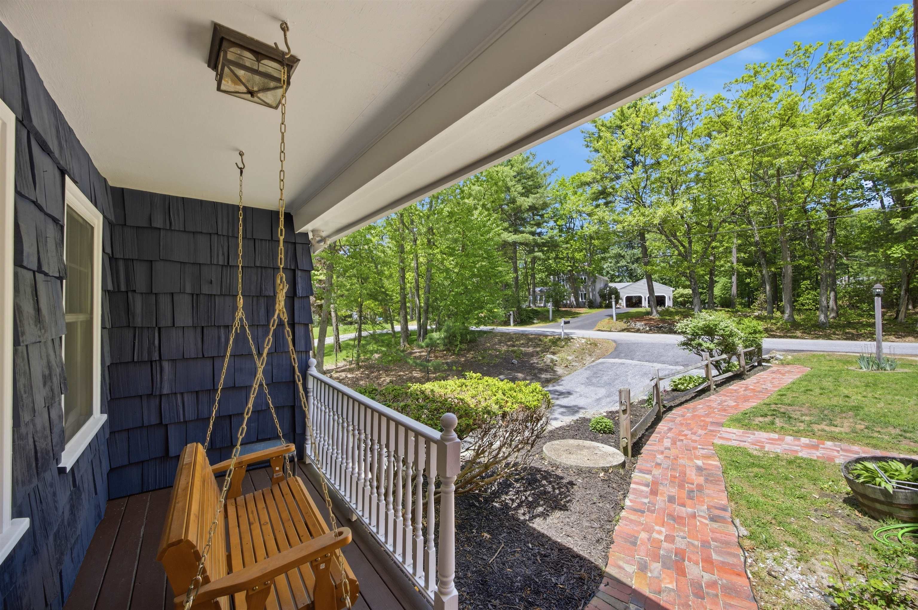 5 Pinecrest Cir, Bedford, NH 03110