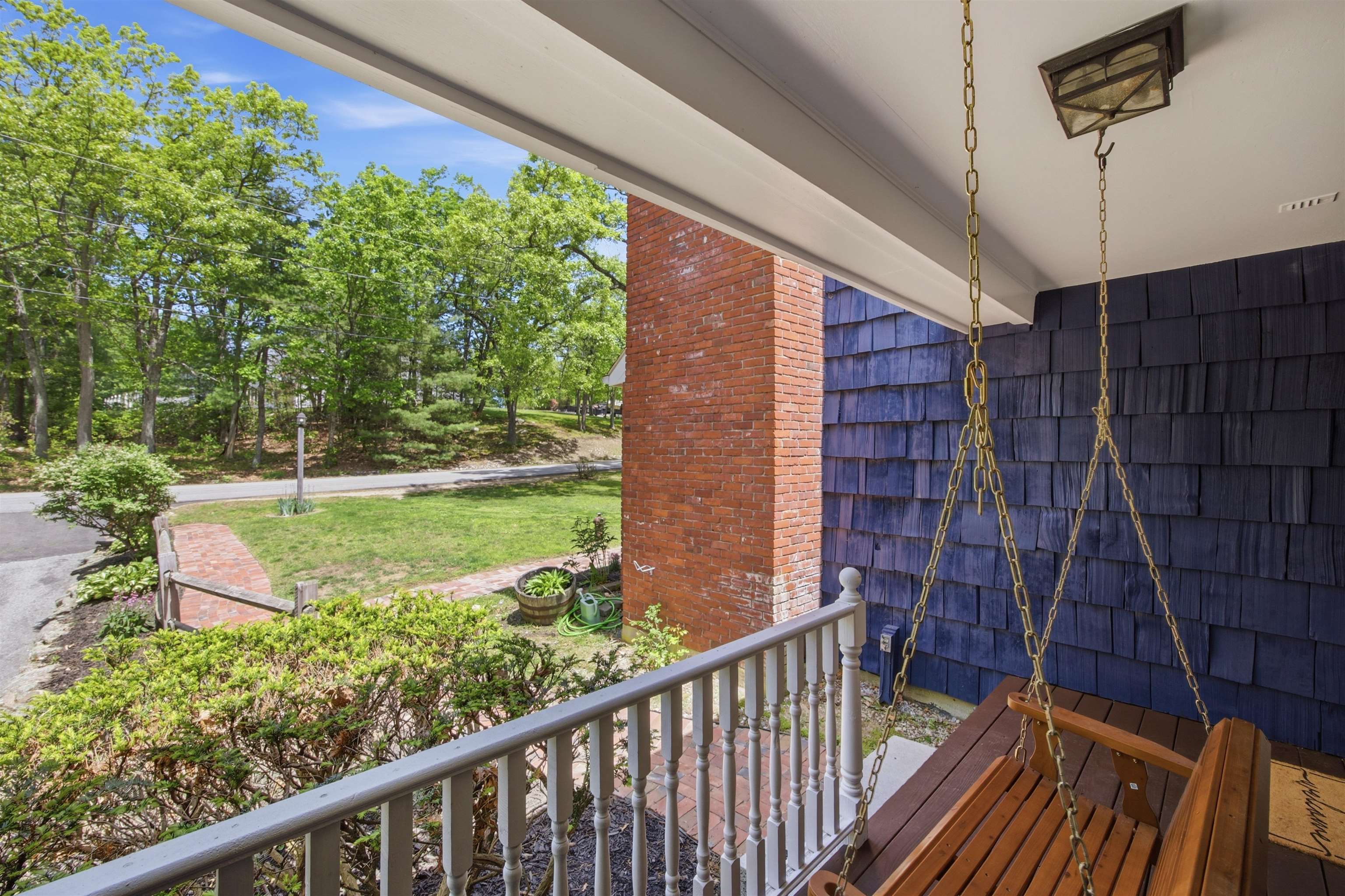 5 Pinecrest Cir, Bedford, NH 03110