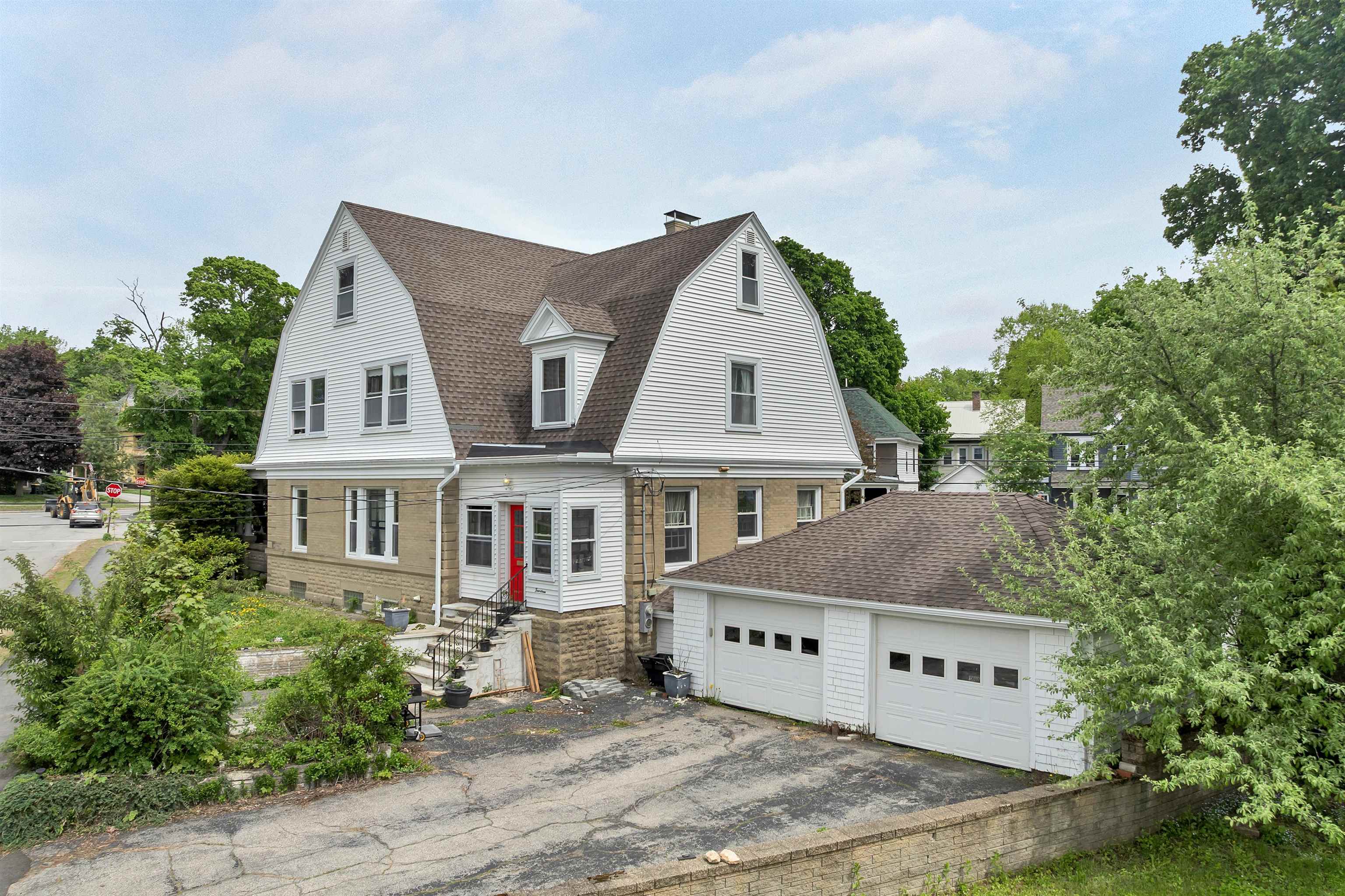 14 Whipple Ave, Laconia, NH 03246
