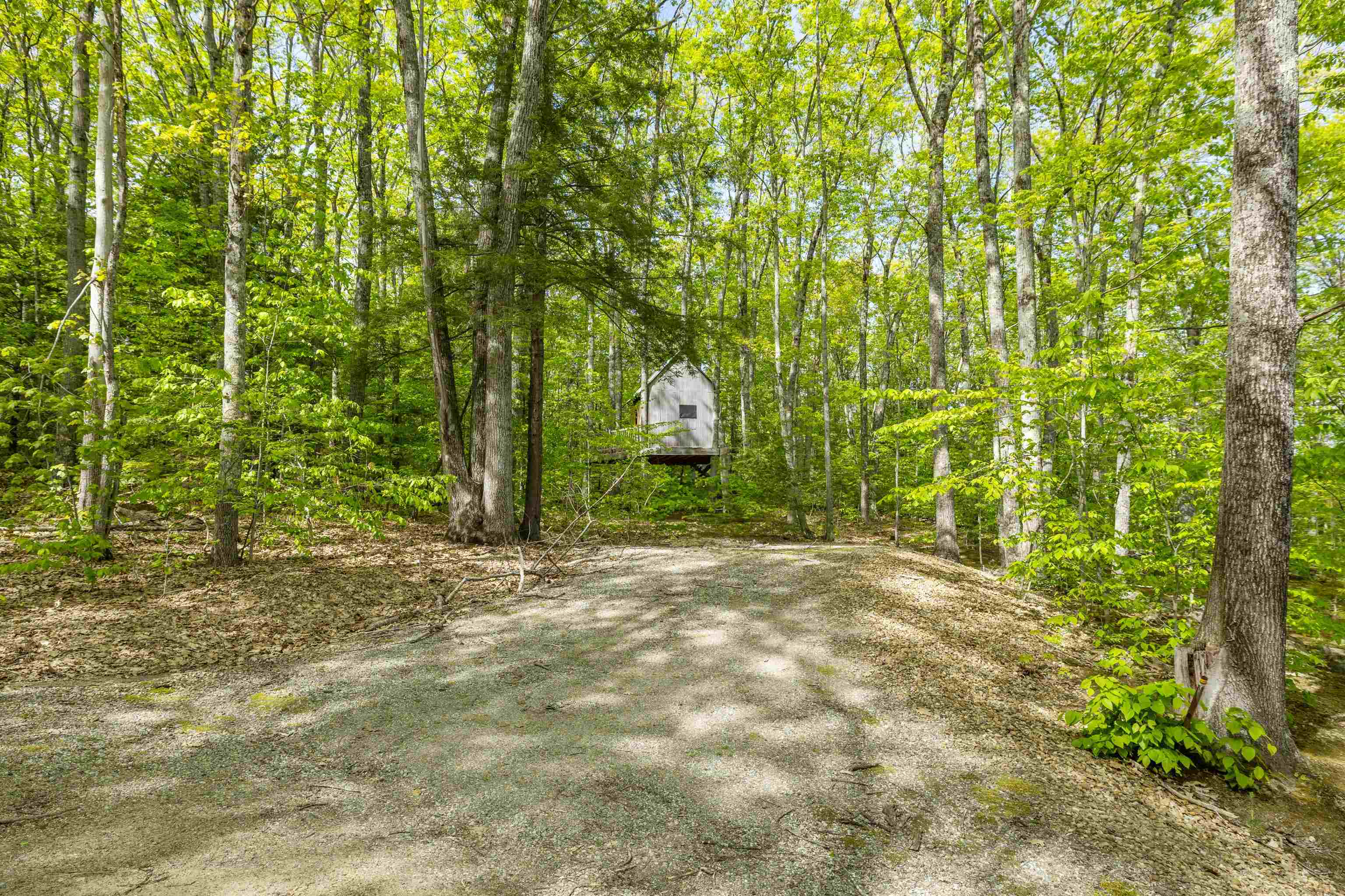9 Red Oak Rd, Barnstead, NH 03218