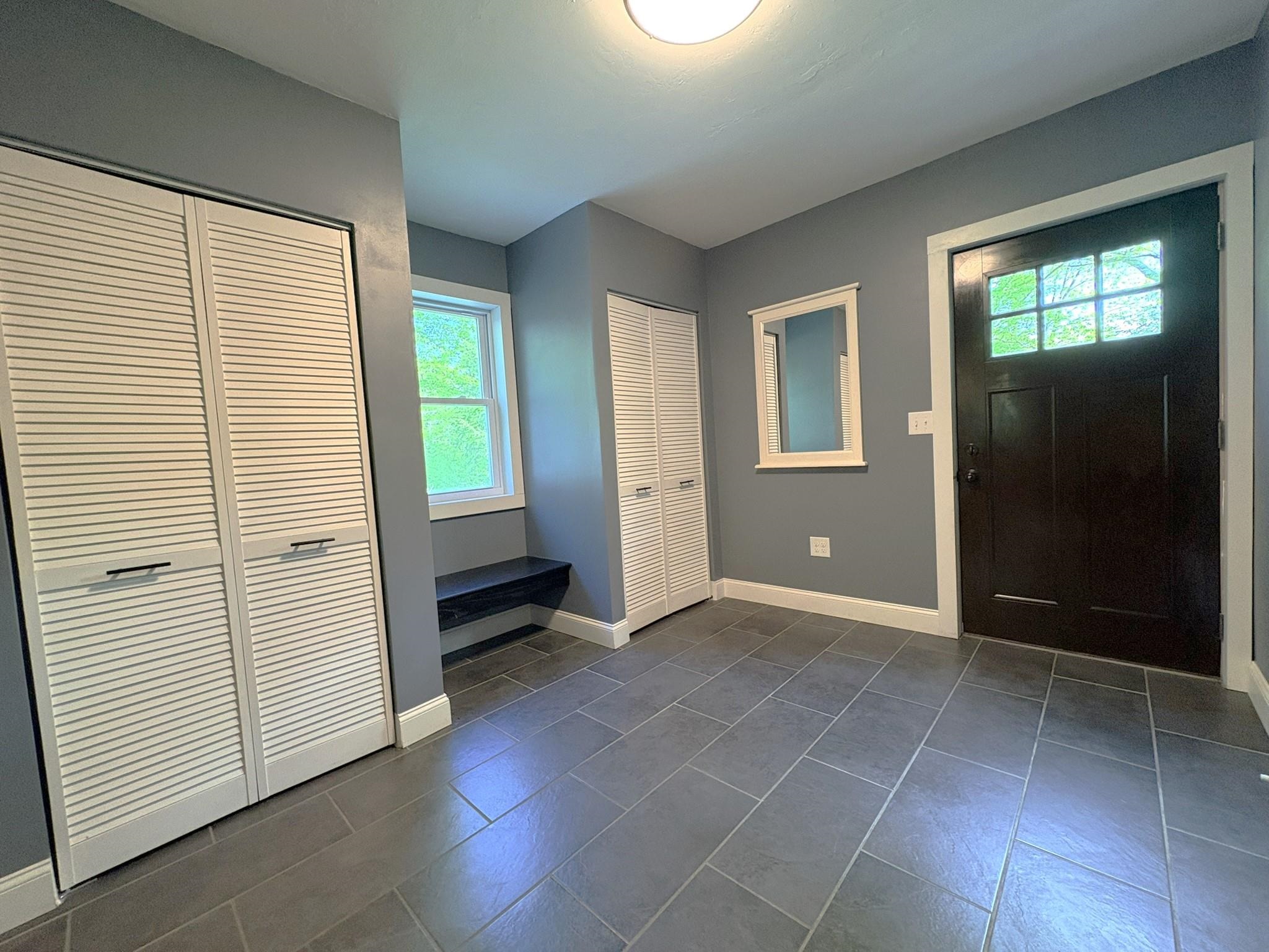 143 Seven Pines Rd, Holderness, NH 03245