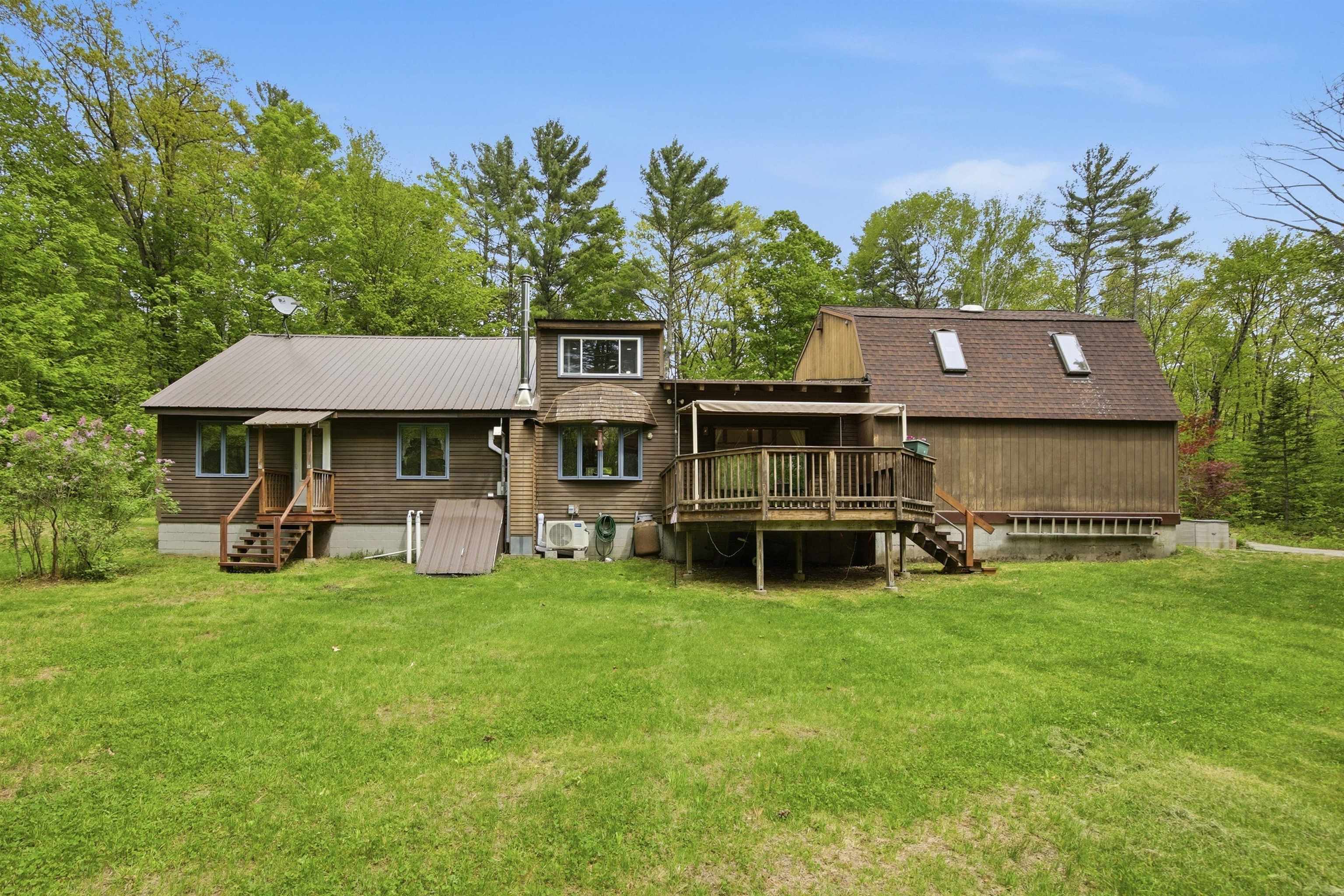 397 Mount Prospect Rd, Holderness, NH 03245