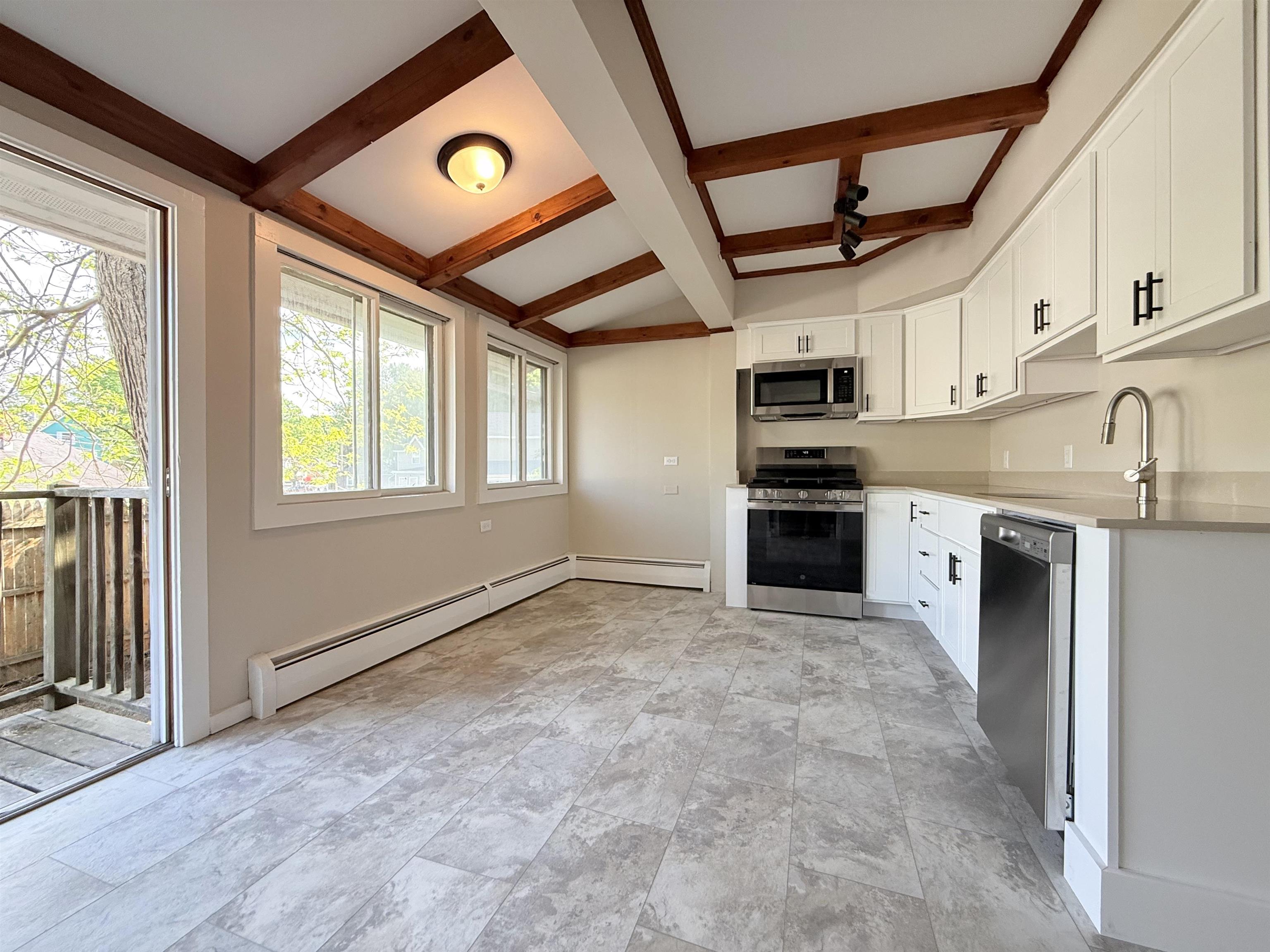 426 Milford St, Manchester, NH 03102