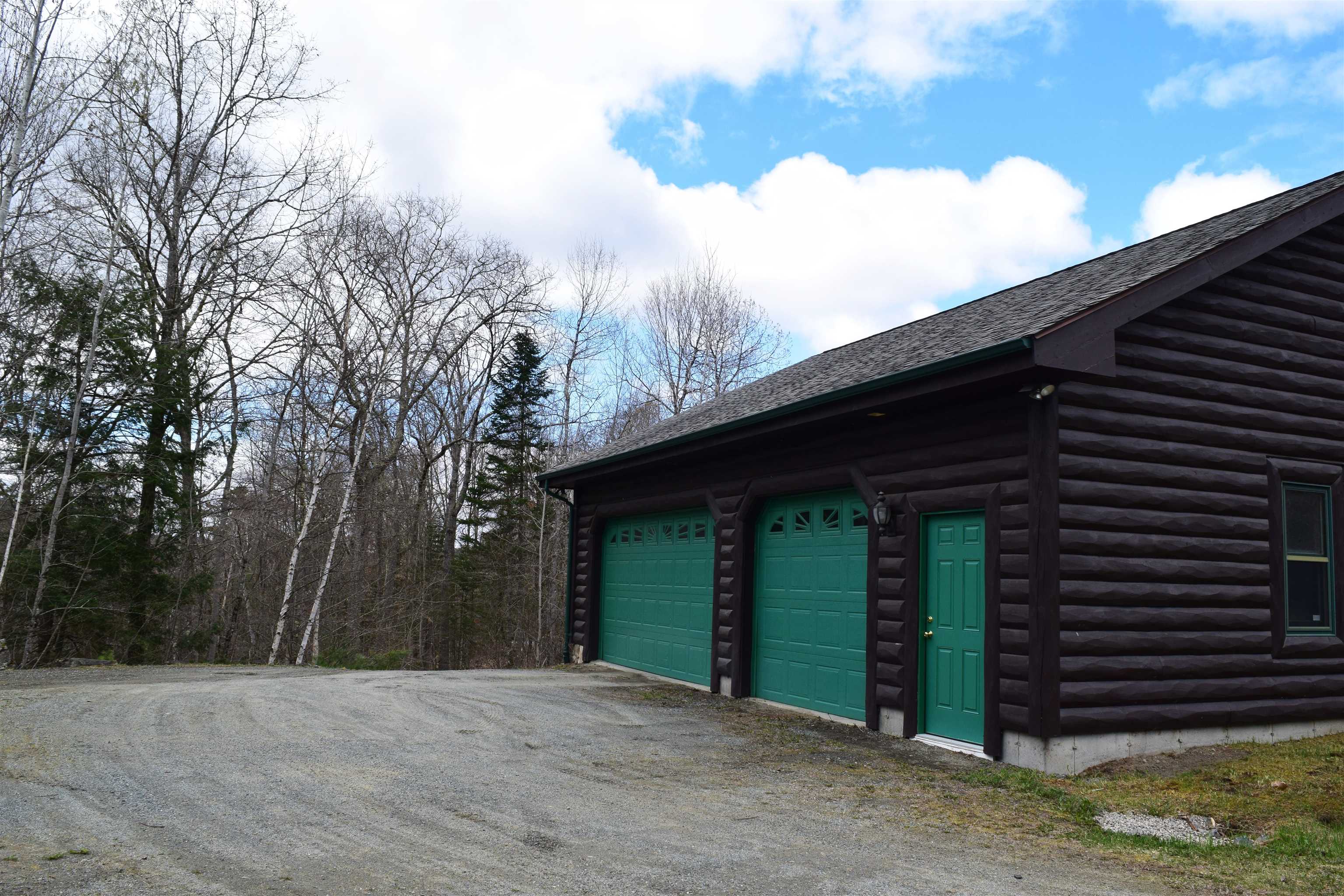 58 Stone Ledge Rd, Littleton, NH 03561