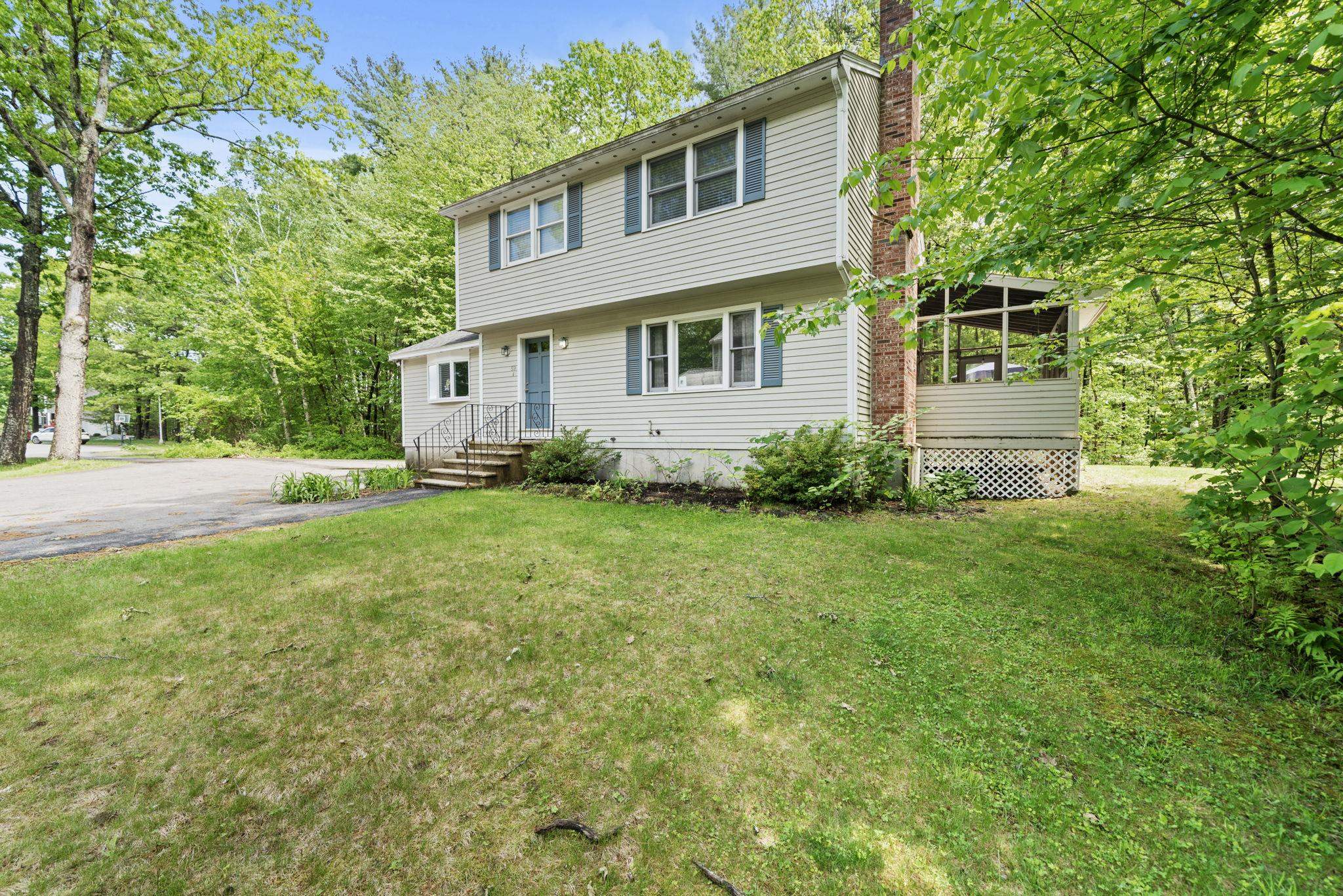 59 Amherst Dr, Derry, NH 03038