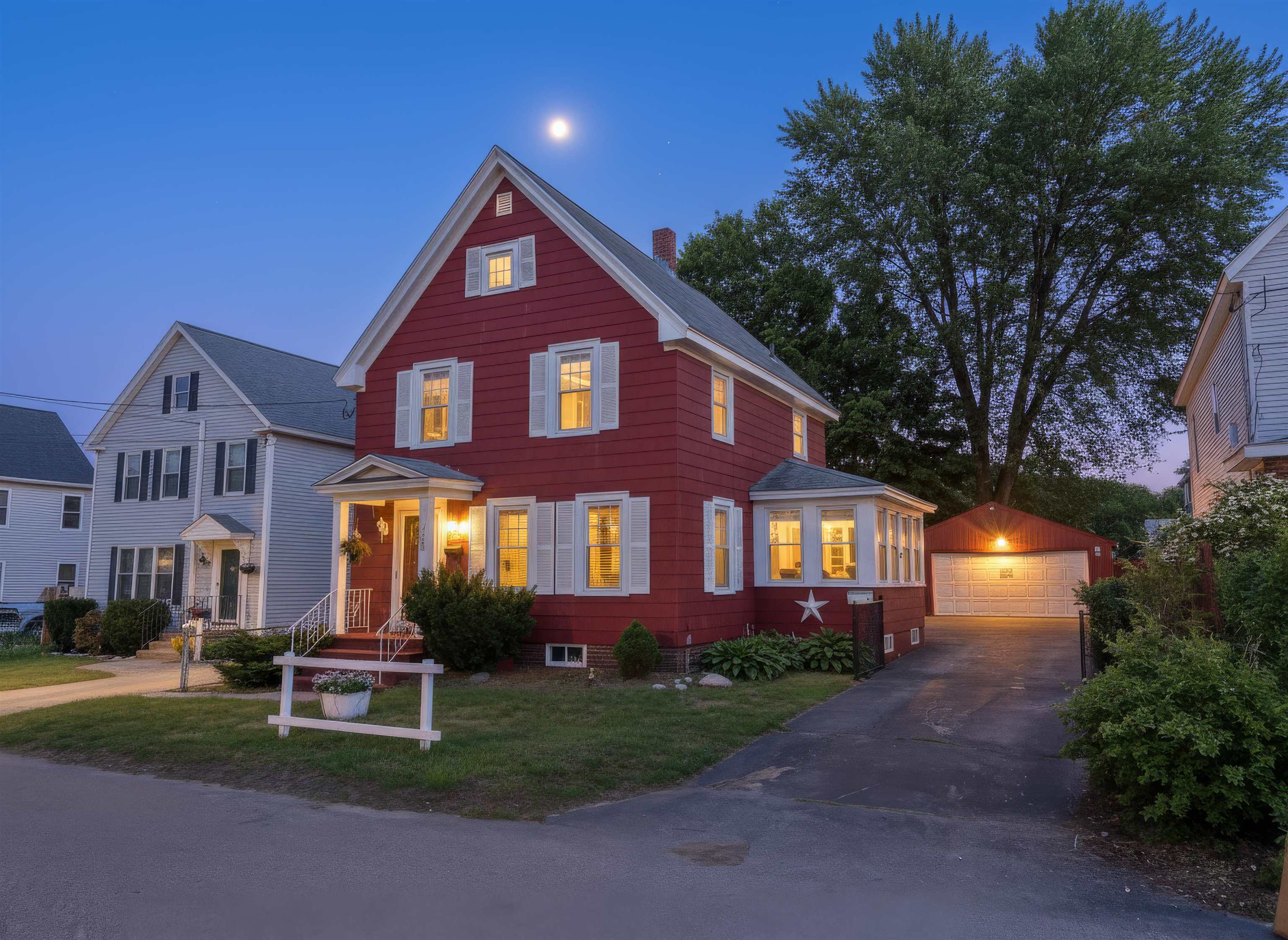 285 Thornton St, Manchester, NH 03102